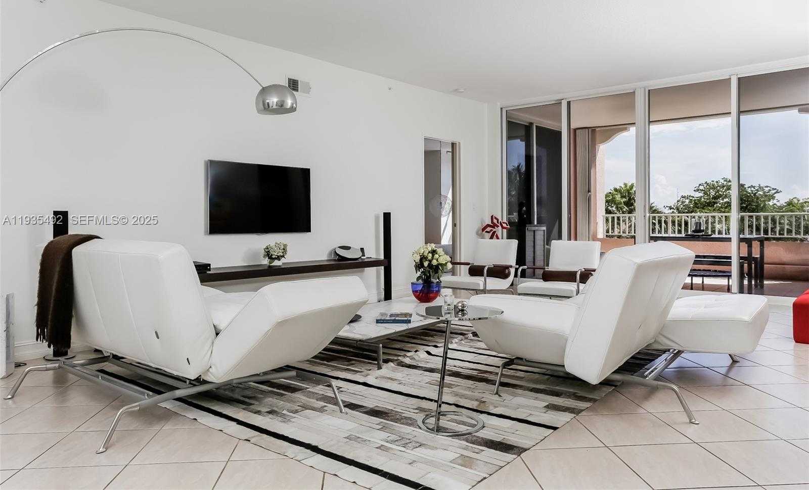 Small Image of 747 CRANDON BLVD #410, Key Biscayne Number 5