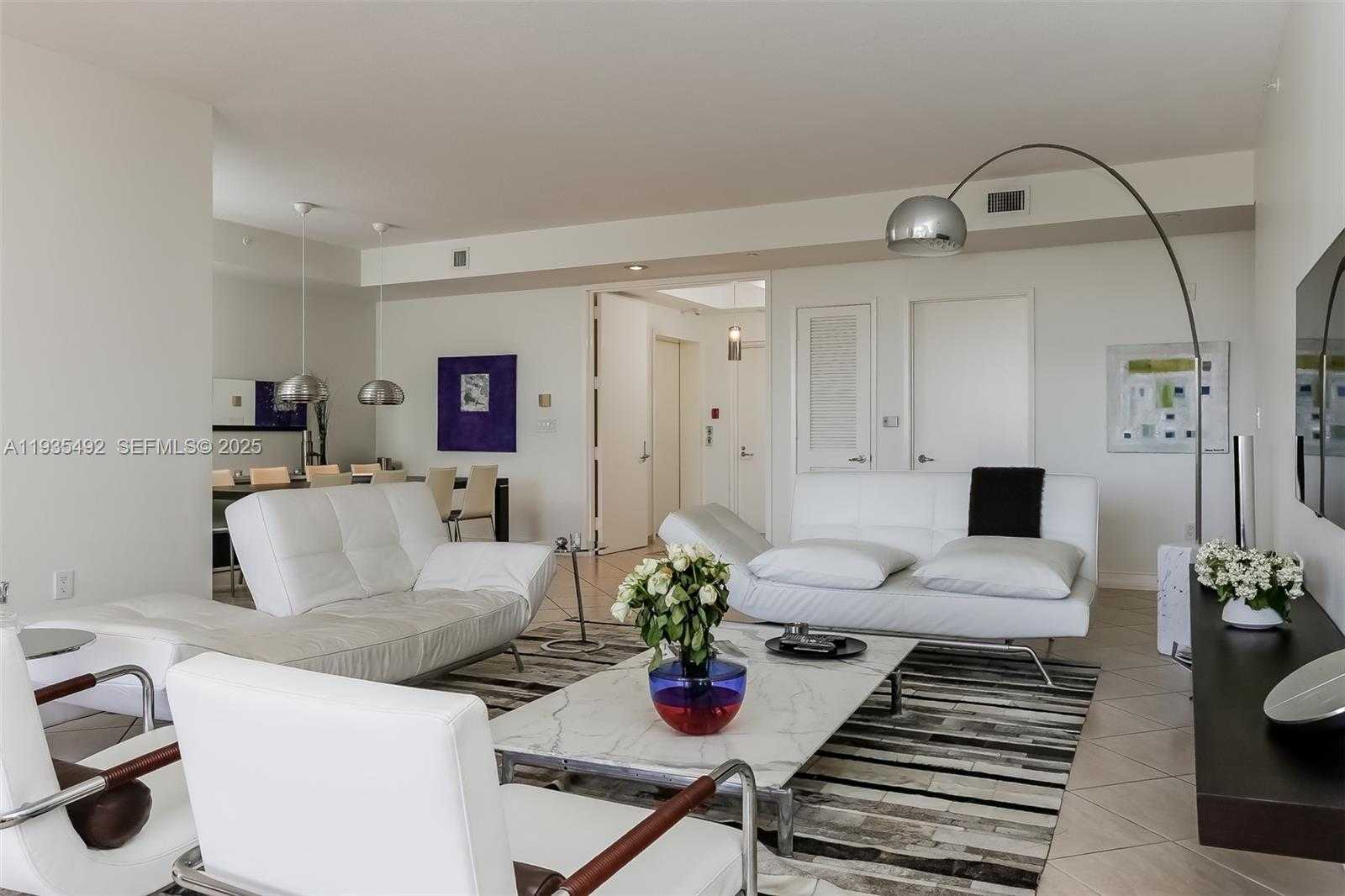 Small Image of 747 CRANDON BLVD #410, Key Biscayne Number 7