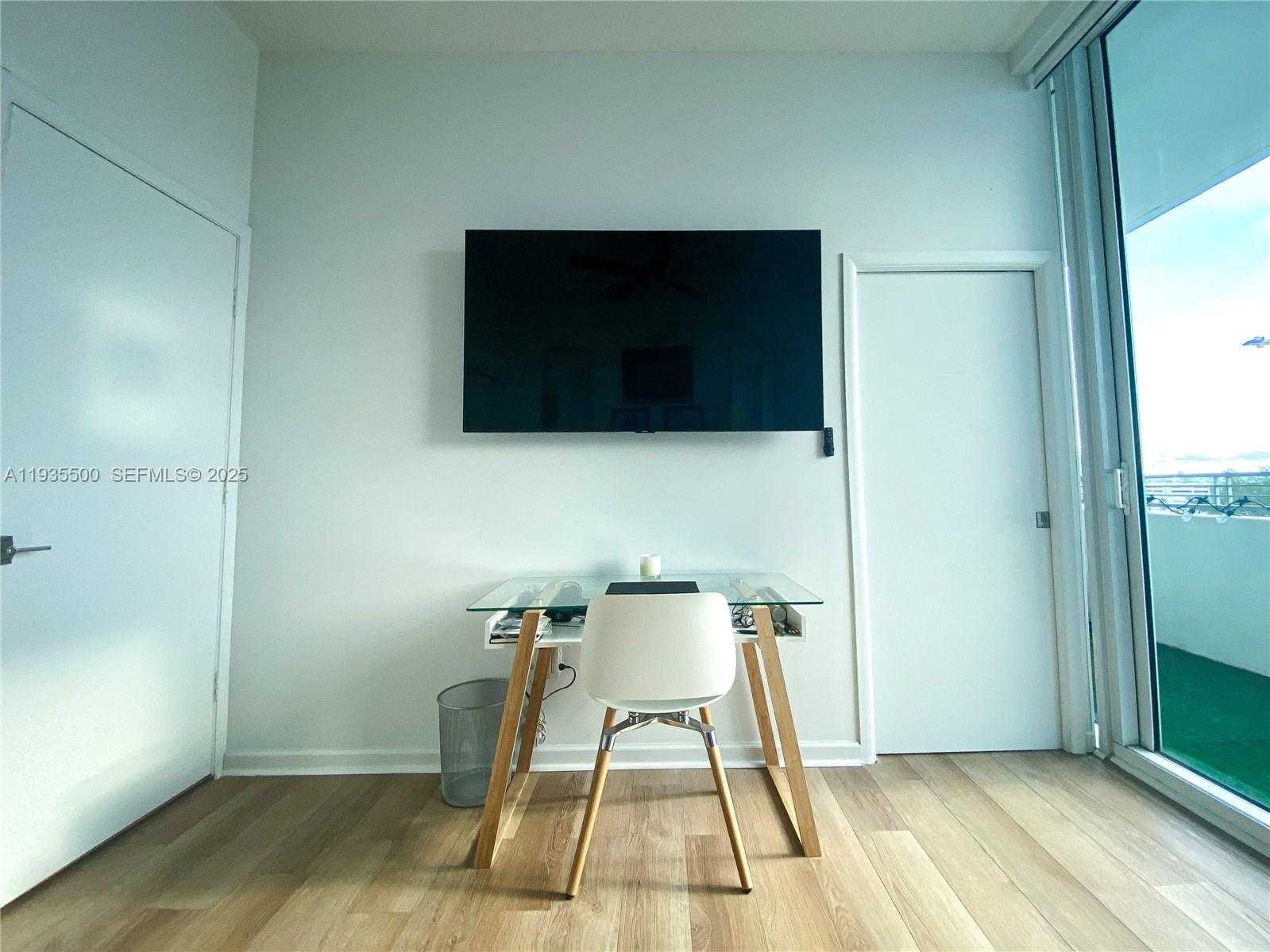 Small Image of 350 NORTH EAST 24TH ST #712, Miami Number 4