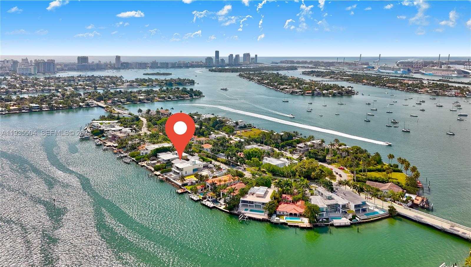 Small Image of 1277 NORTH VENETIAN WAY, Miami Number 34