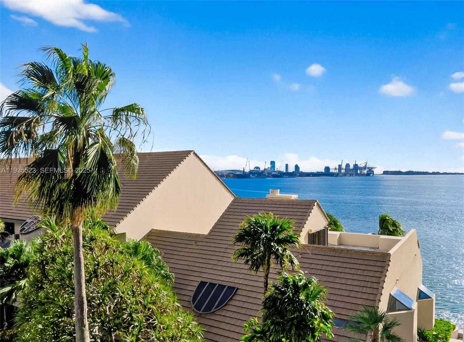 Small Image of 520 BRICKELL KEY DR #A604, Miami Number 1