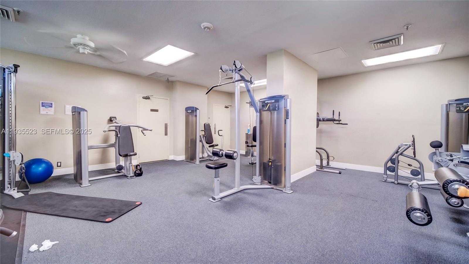 Small Image of 520 BRICKELL KEY DR #A604, Miami Number 19