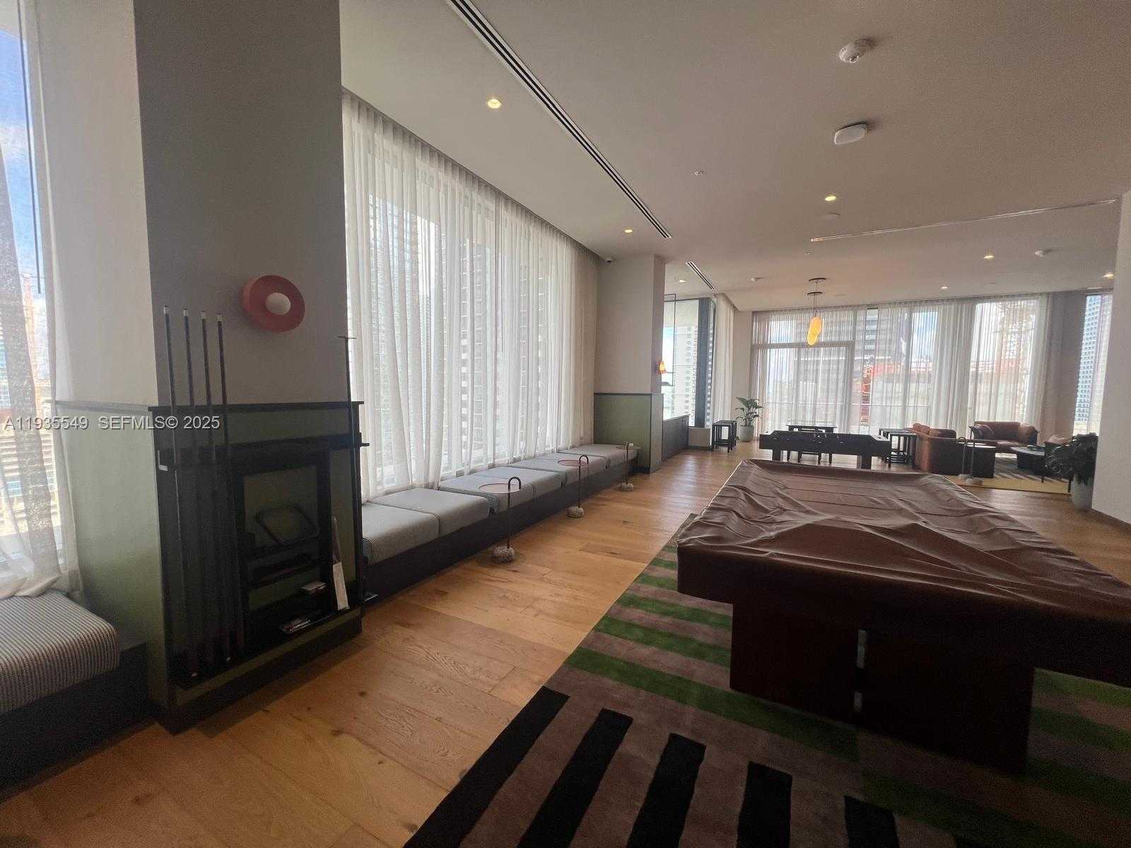 Small Image of 11 NORTH EAST 6 ST #1407, Miami Number 8