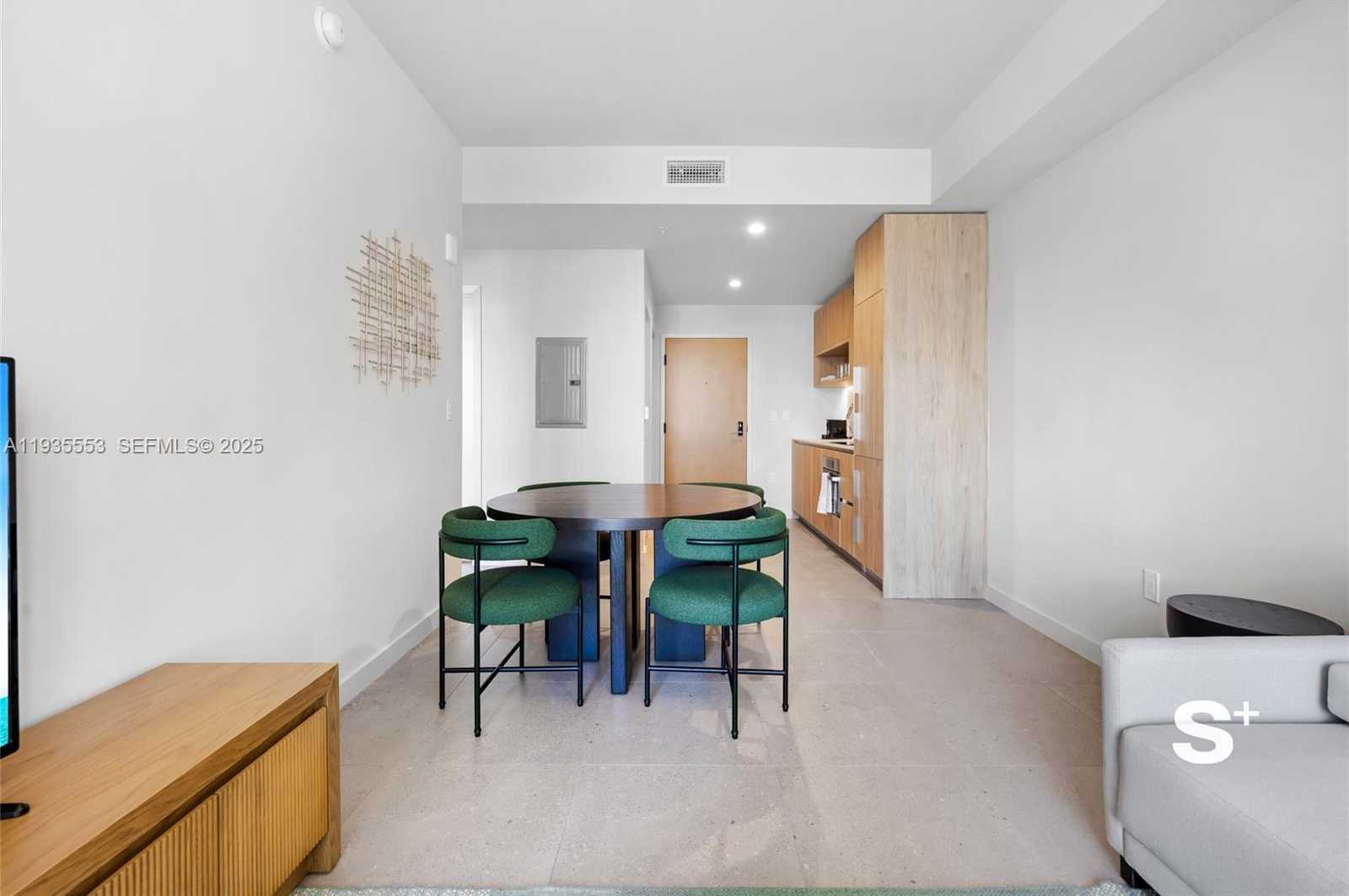 Small Image of 11 6TH ST #1910, Miami Number 14