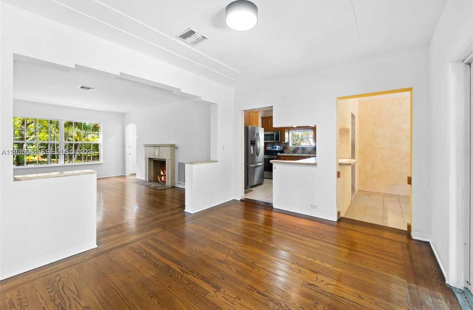 Small Image of 911 NORTH EAST 72ND TER, Miami Number 10