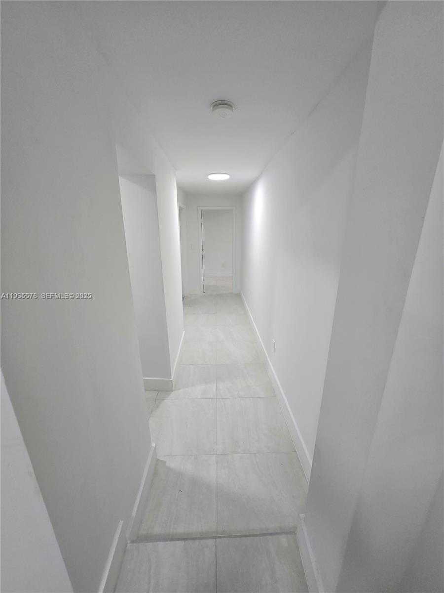 Small Image of 10730 SOUTH WEST 149TH TER, Miami Number 3