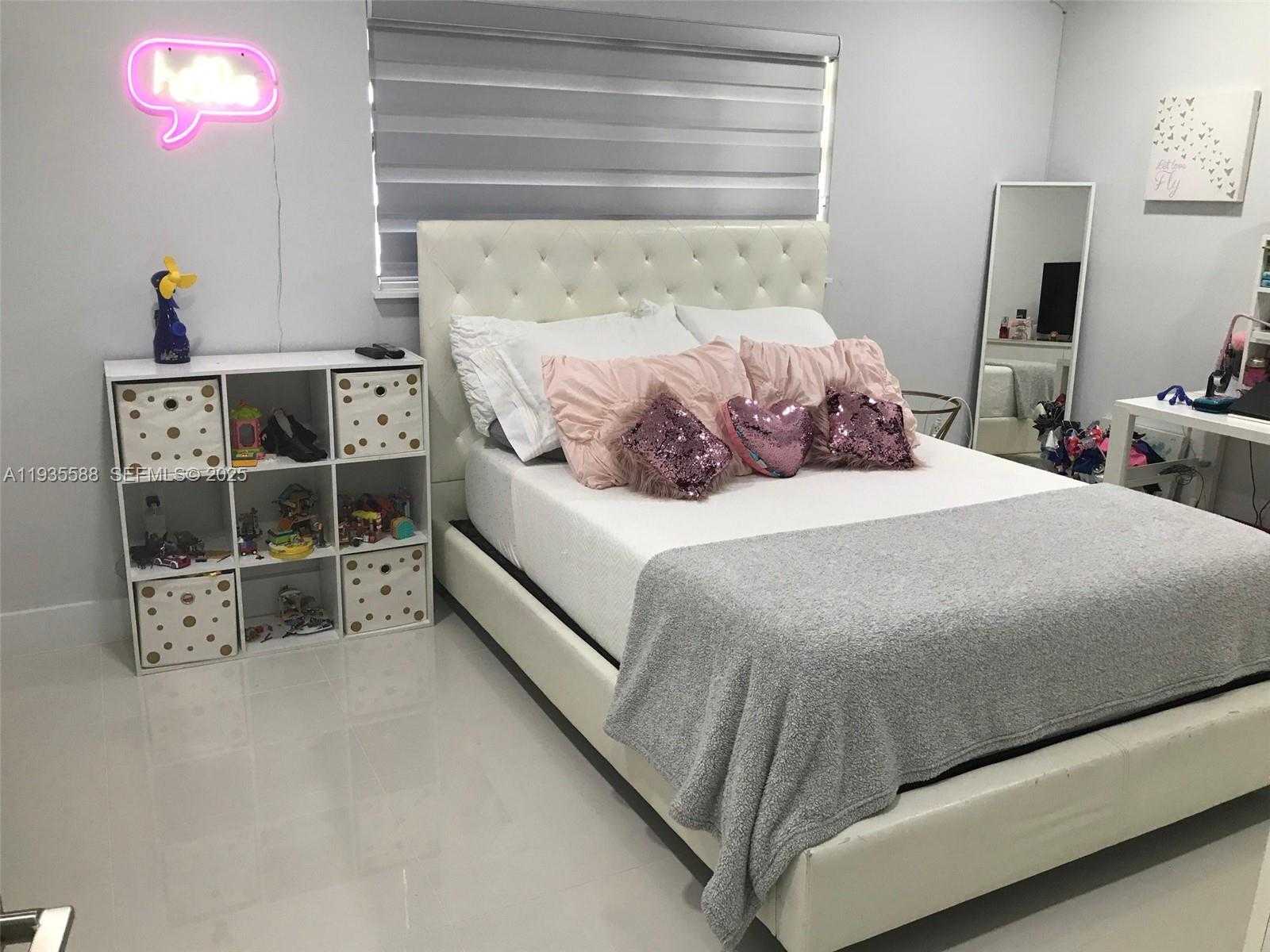 Small Image of 3880 NORTH WEST 179TH ST, Miami Gardens Number 18