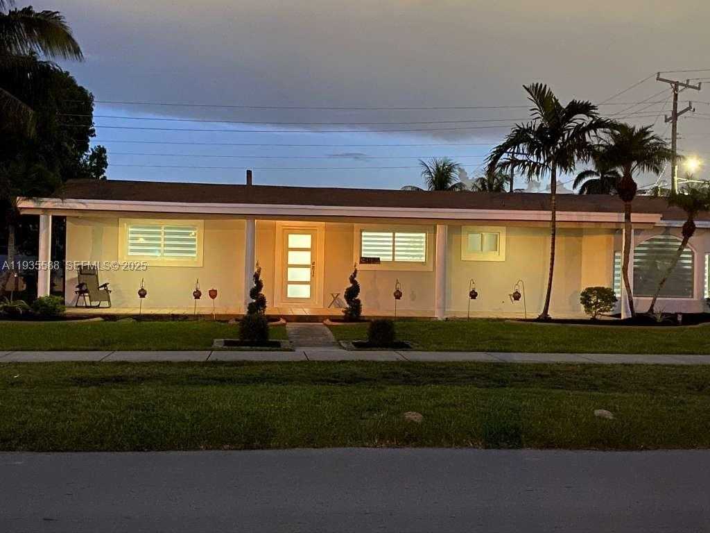 Small Image of 3880 NORTH WEST 179TH ST, Miami Gardens Number 3