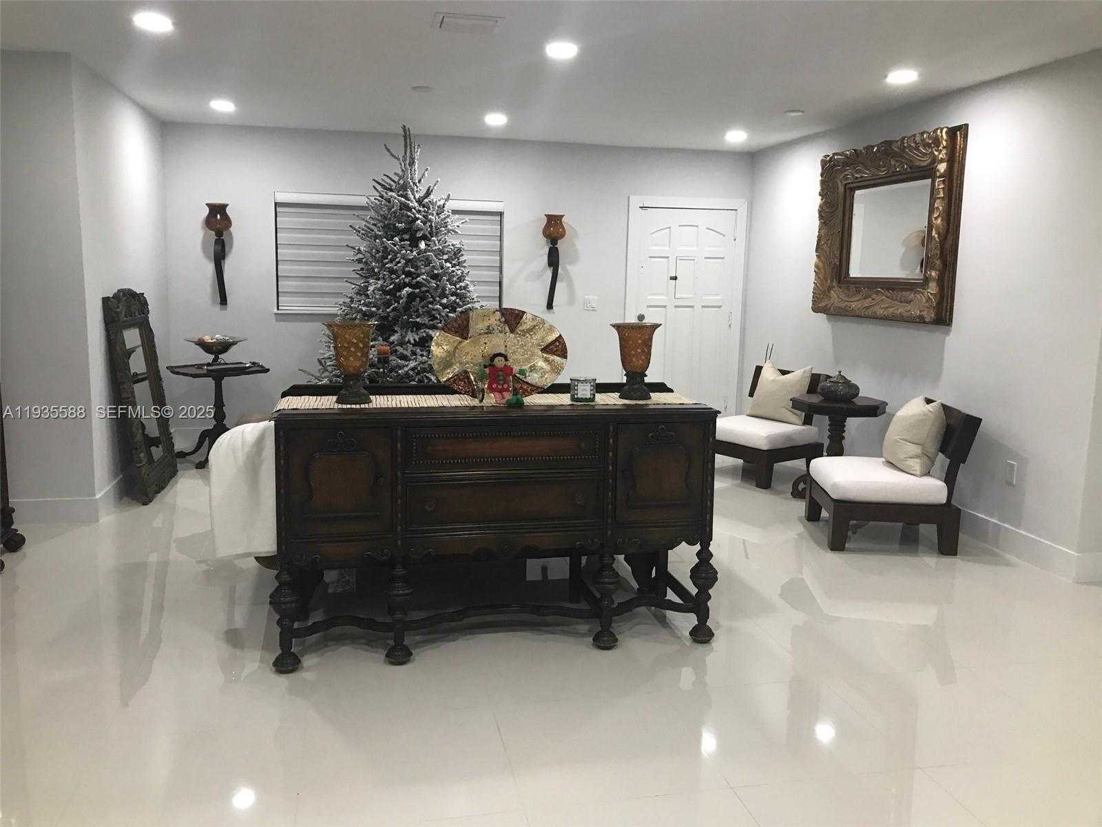 Small Image of 3880 NORTH WEST 179TH ST, Miami Gardens Number 5