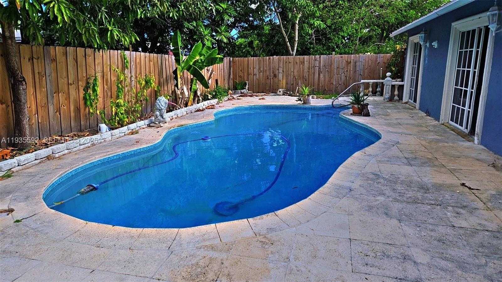 Small Image of 7601 KIMBERLY BLVD #Main, North Lauderdale Number 4