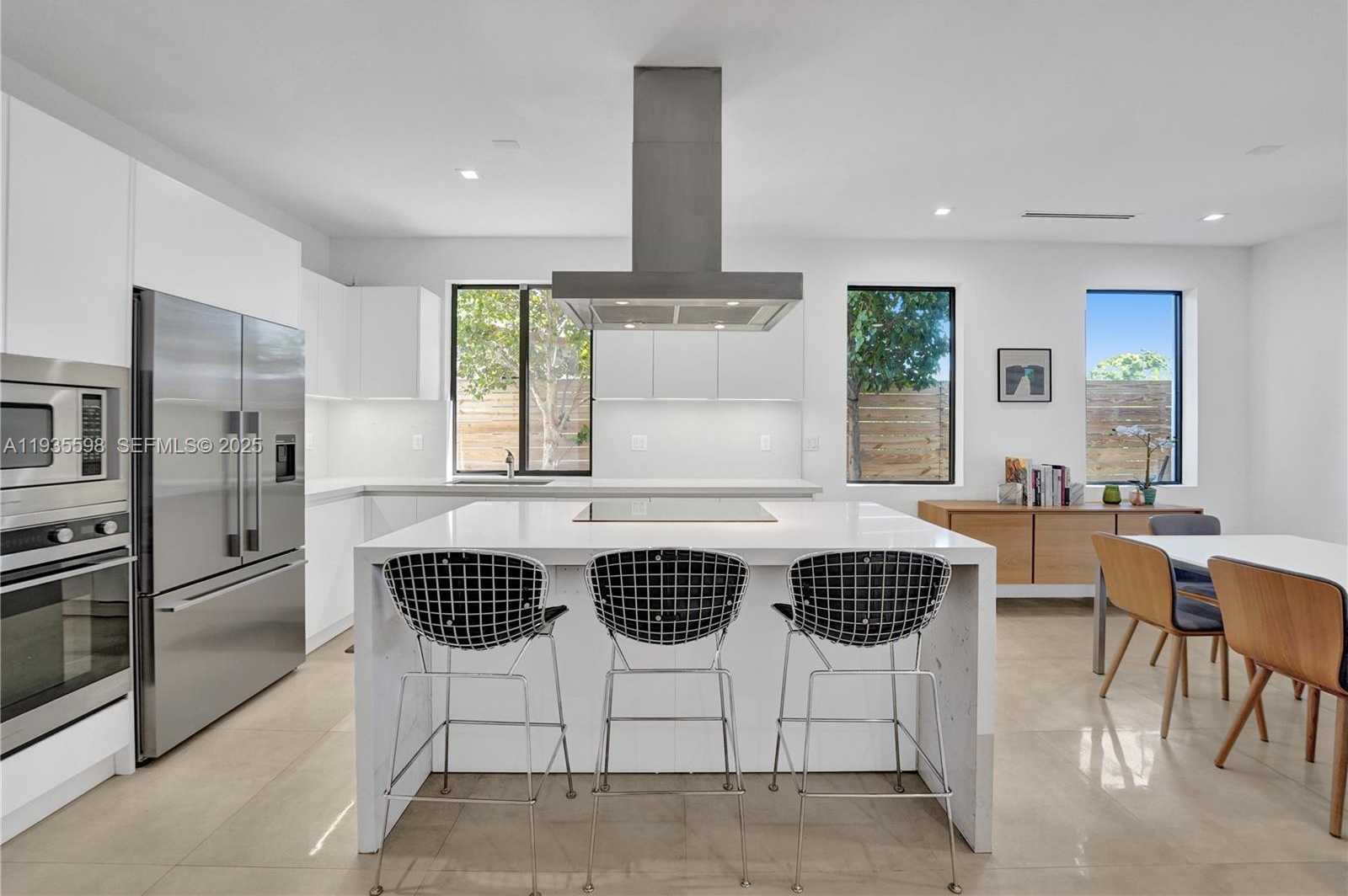 Small Image of 3465 SOUTH WEST 3RD AVE, Miami Number 11