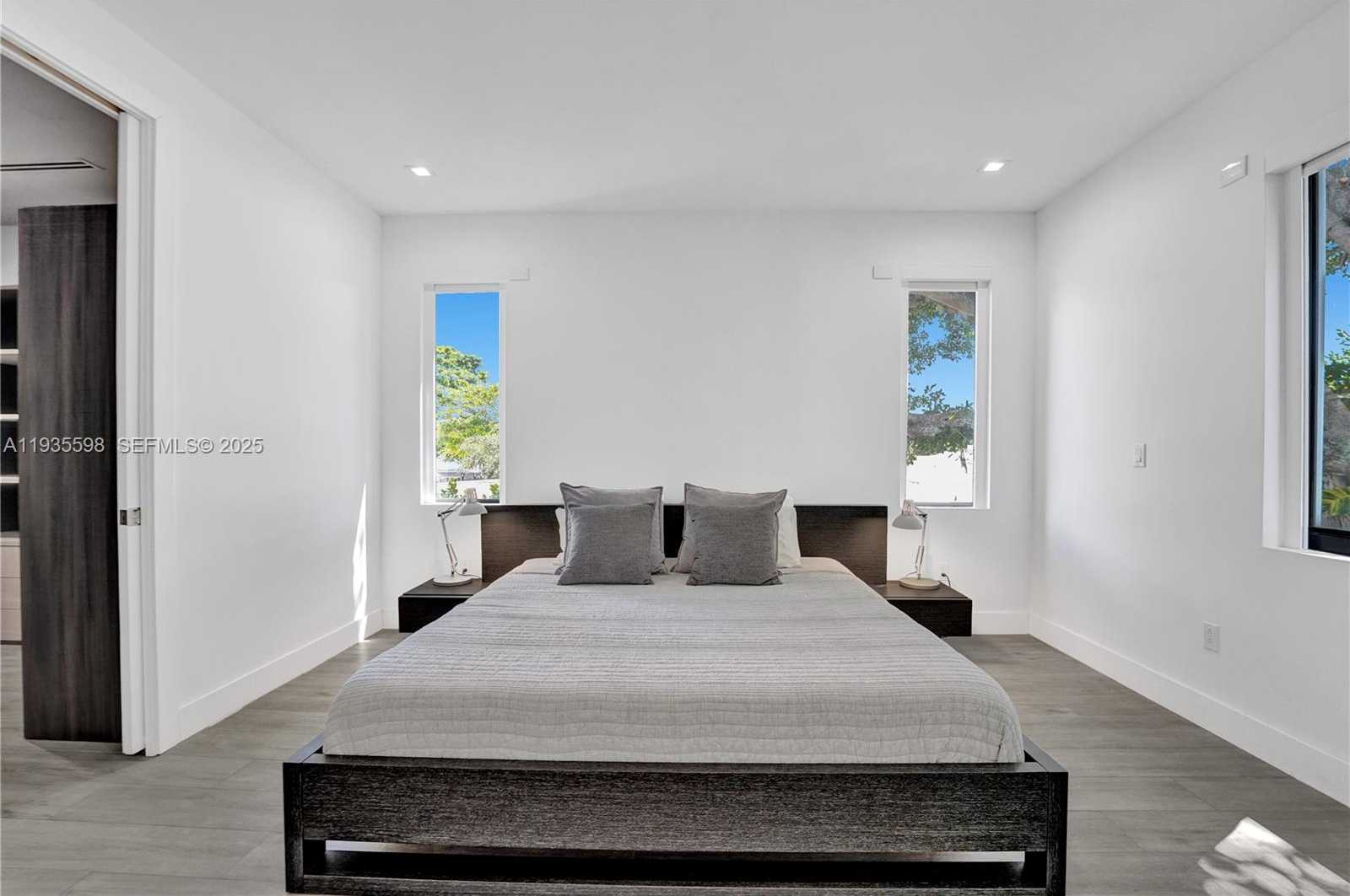 Small Image of 3465 SOUTH WEST 3RD AVE, Miami Number 24