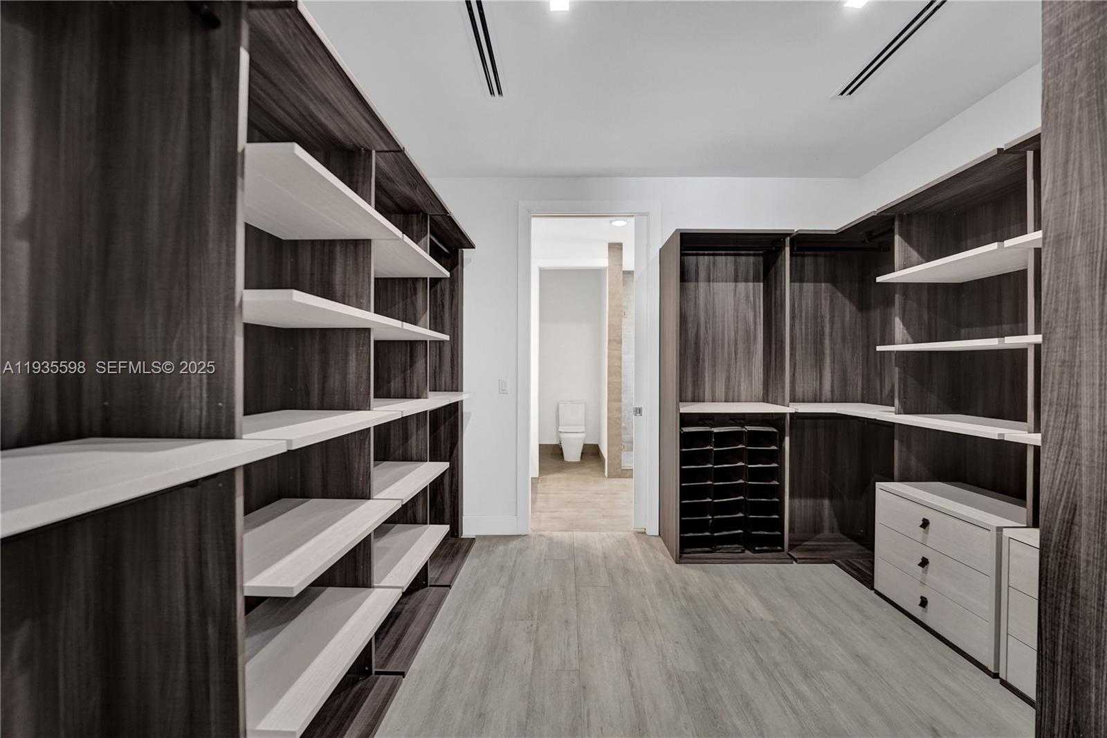 Small Image of 3465 SOUTH WEST 3RD AVE, Miami Number 26