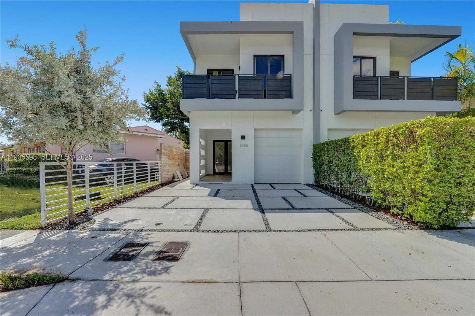 Small Image of 3465 SOUTH WEST 3RD AVE, Miami Number 45