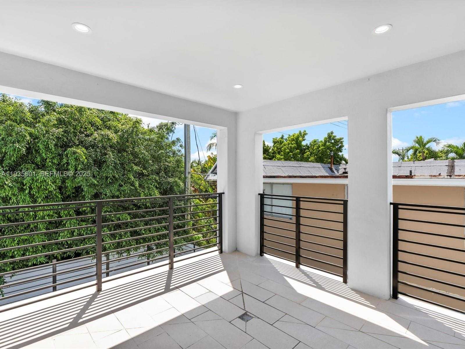 Small Image of 1134 71ST ST #3, Miami Beach Number 12