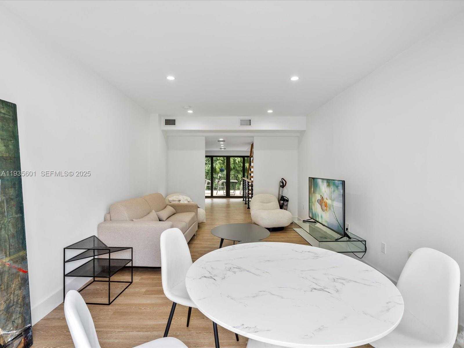 Small Image of 1134 71ST ST #3, Miami Beach Number 13