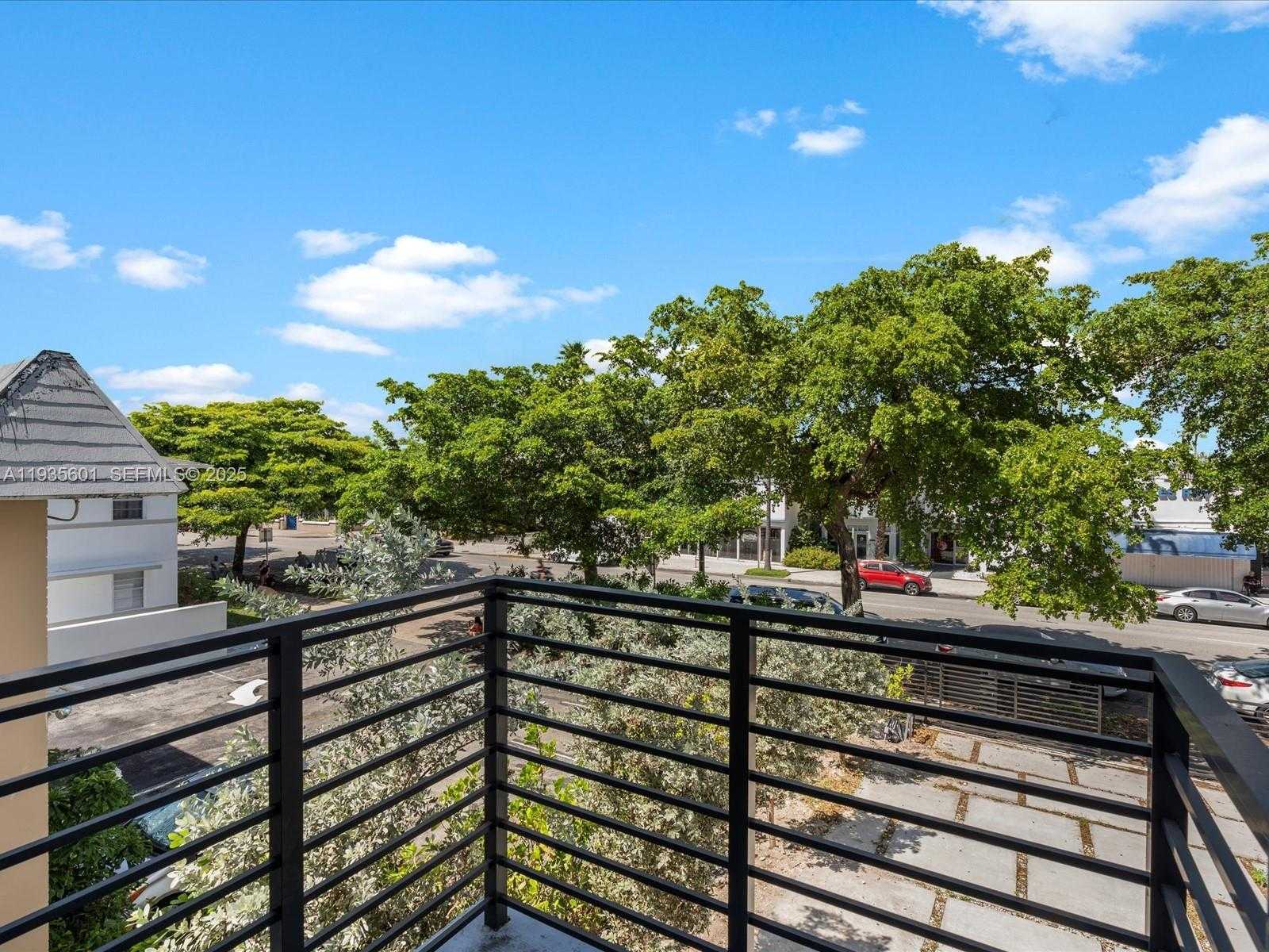 Small Image of 1134 71ST ST #3, Miami Beach Number 15