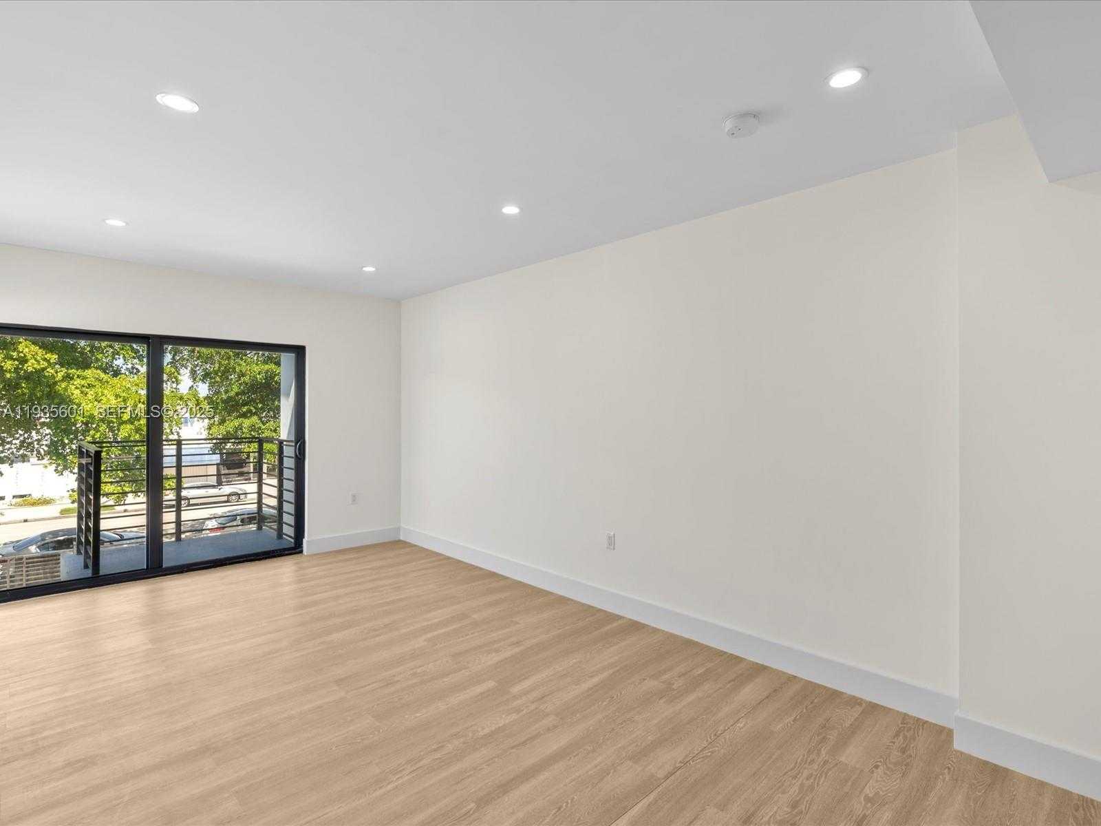 Small Image of 1134 71ST ST #3, Miami Beach Number 24