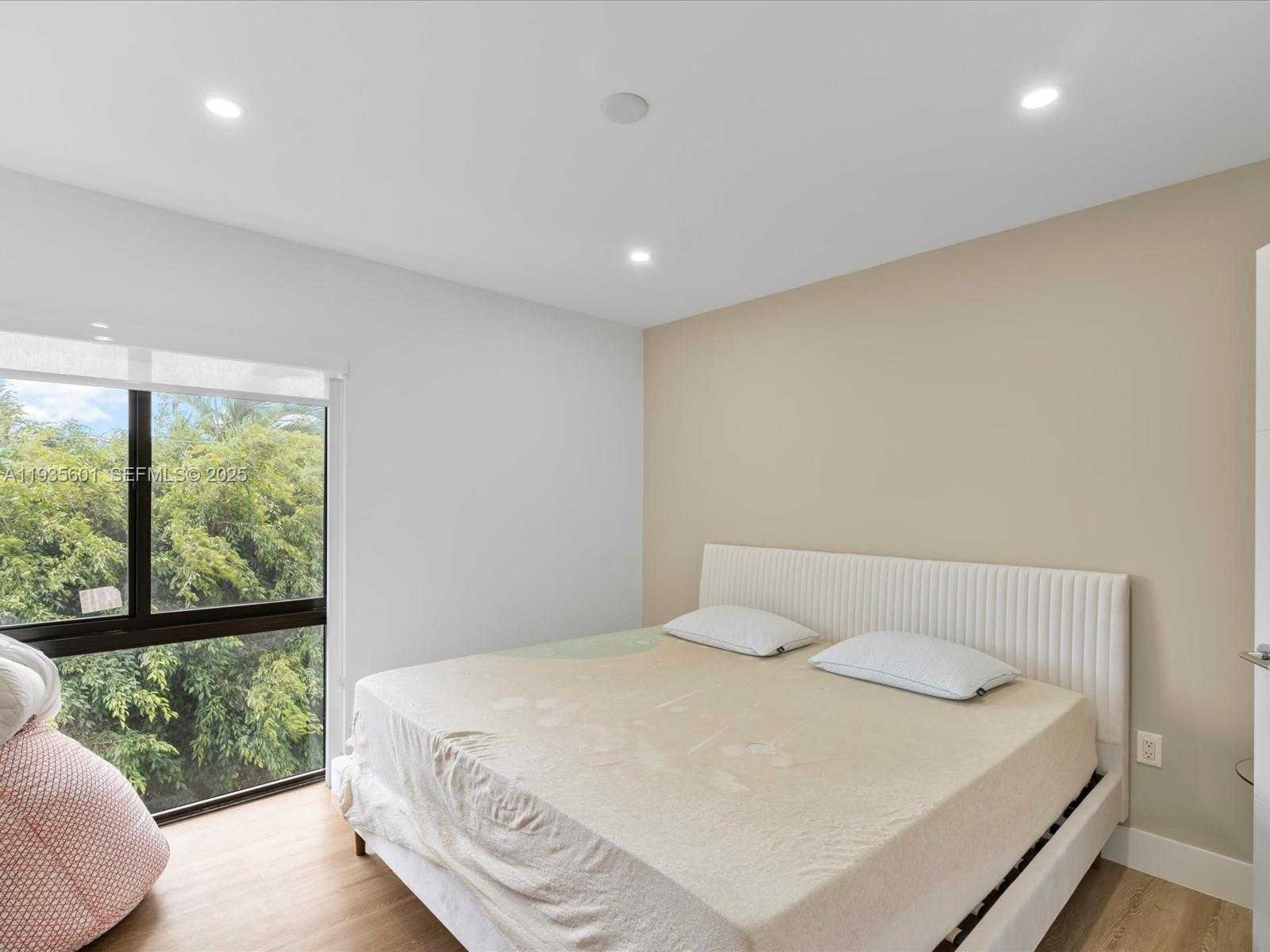 Small Image of 1134 71ST ST #3, Miami Beach Number 33