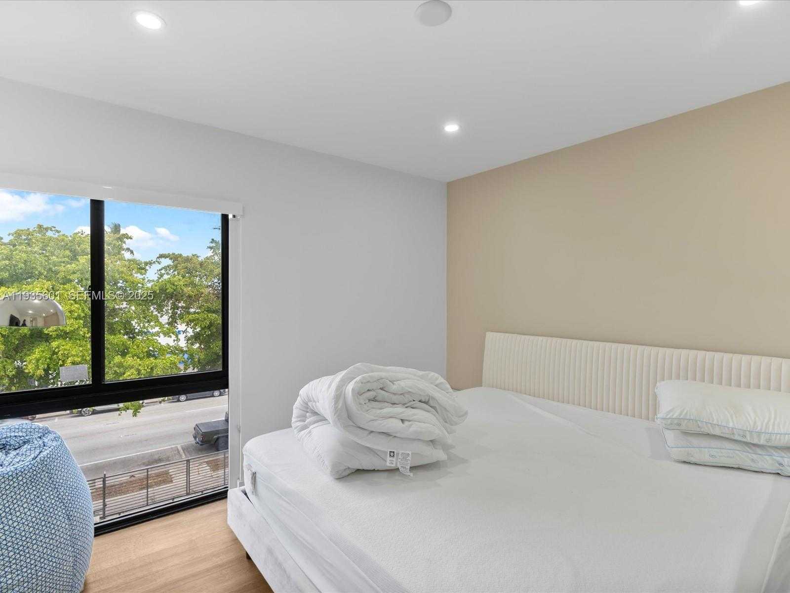 Small Image of 1134 71ST ST #3, Miami Beach Number 37