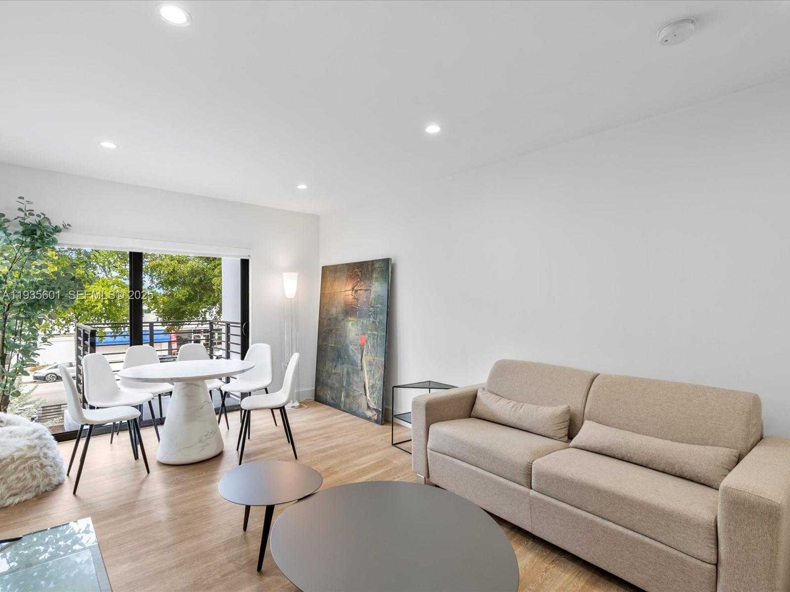 Small Image of 1134 71ST ST #3, Miami Beach Number 4