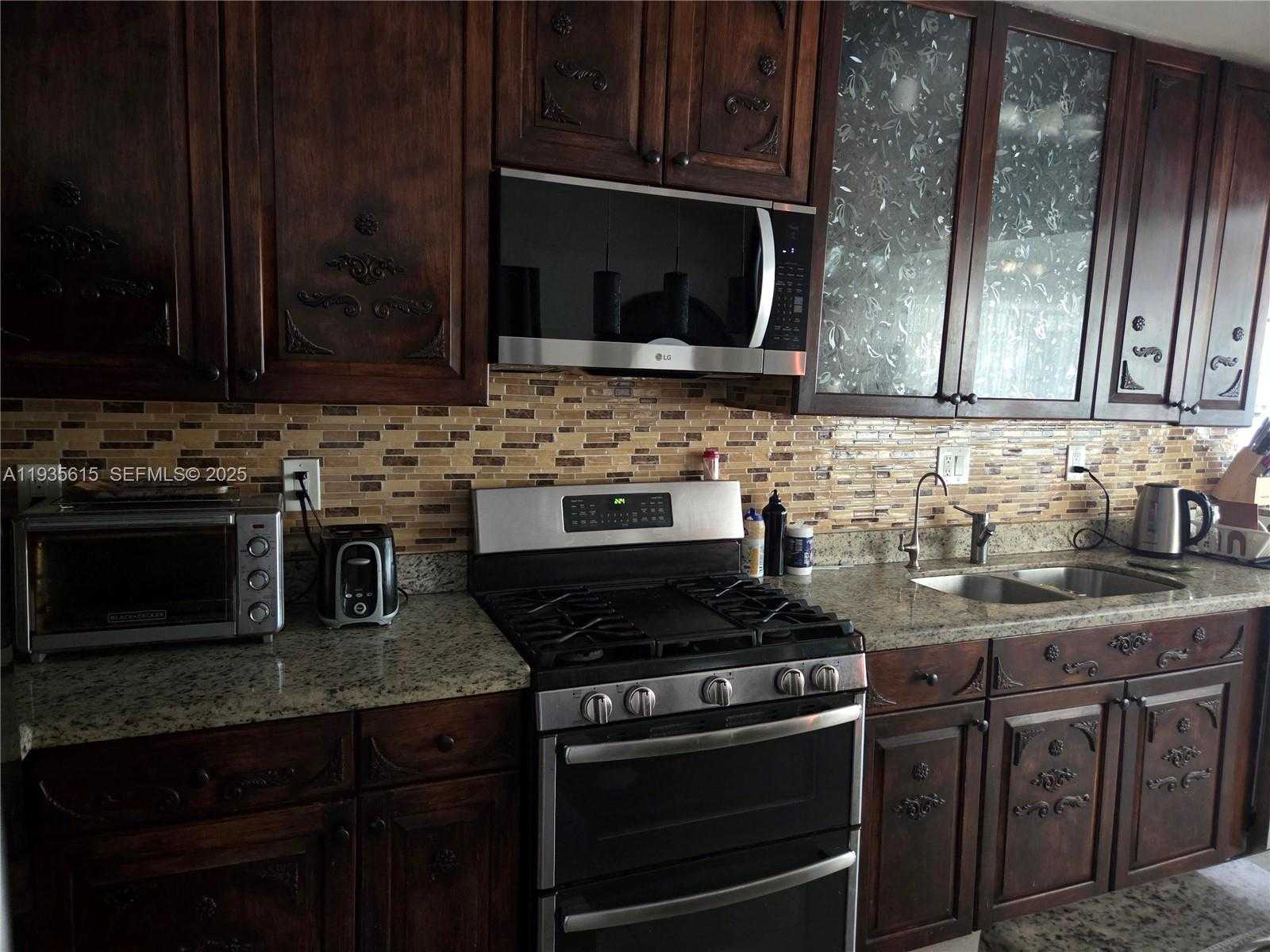 Small Image of 301 SOUTH WEST 5TH ST, Hallandale Beach Number 20