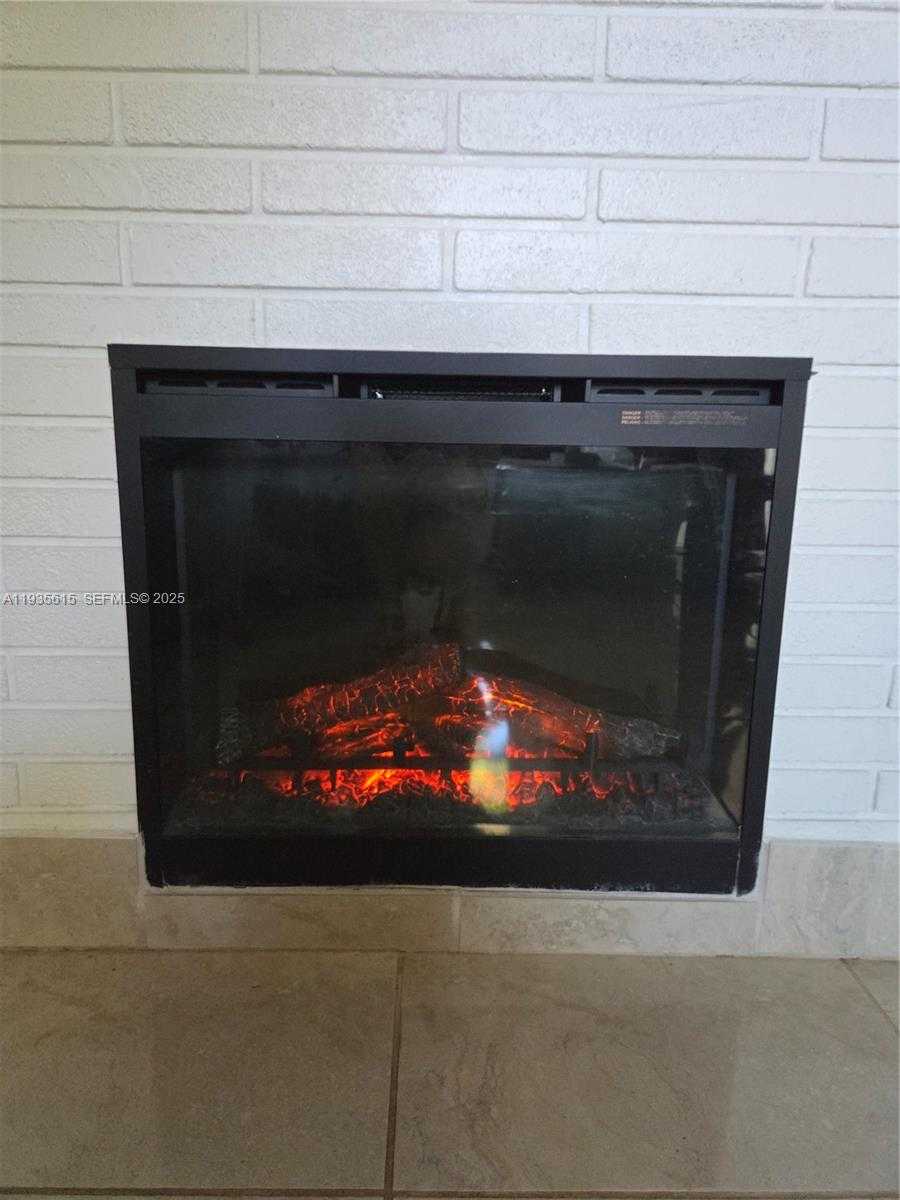 Small Image of 301 SOUTH WEST 5TH ST, Hallandale Beach Number 25