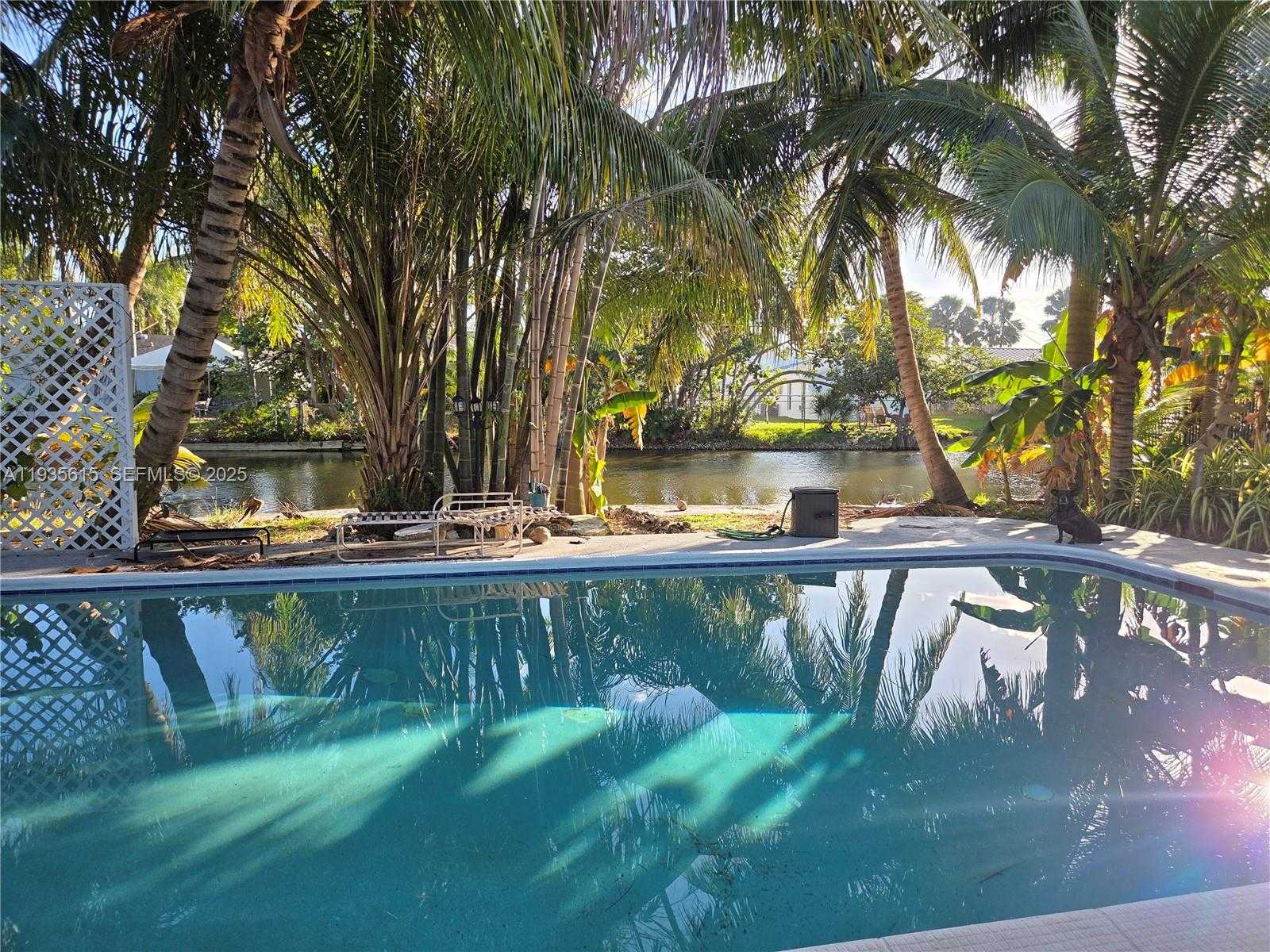 Small Image of 301 SOUTH WEST 5TH ST, Hallandale Beach Number 31