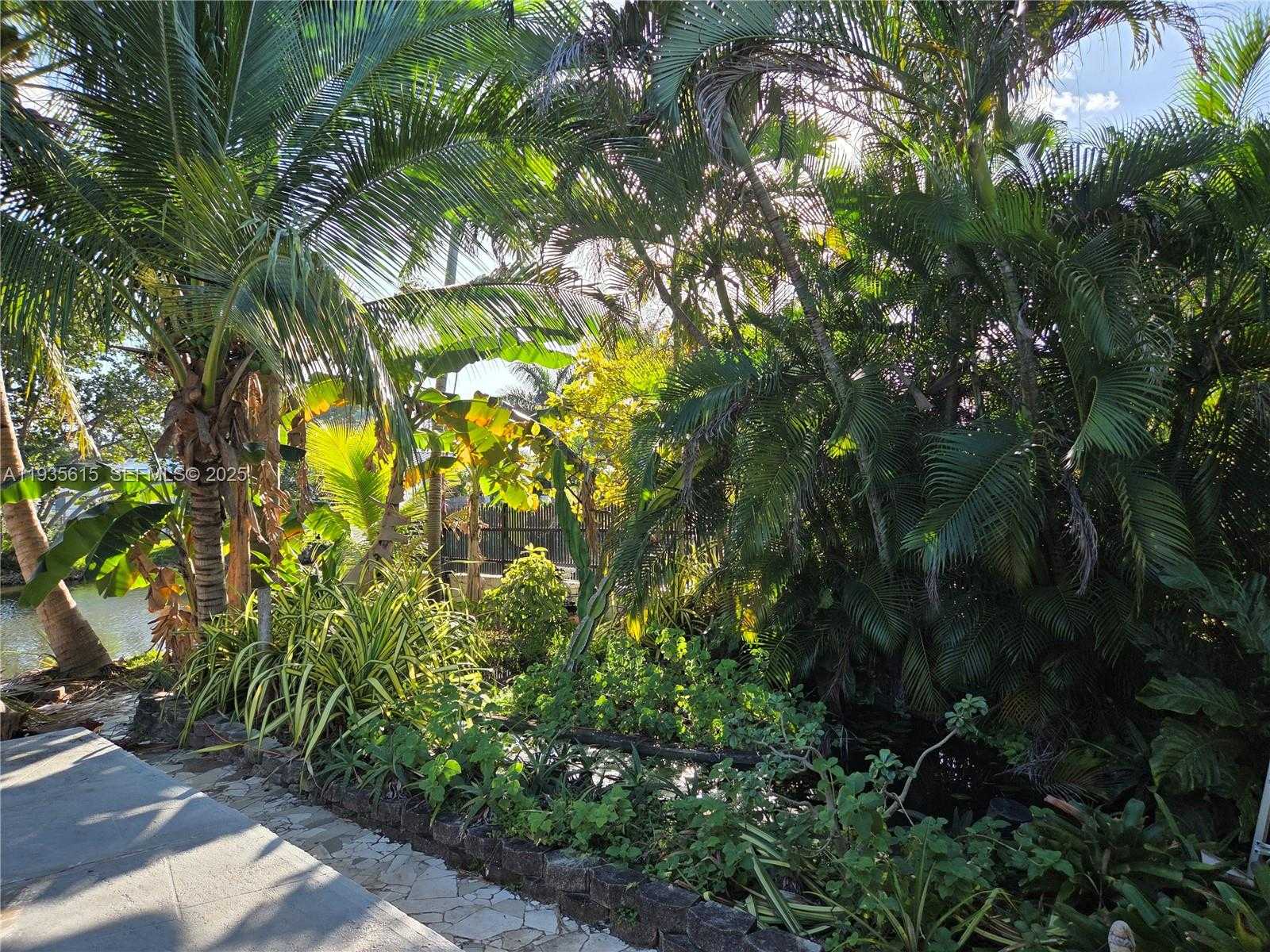 Small Image of 301 SOUTH WEST 5TH ST, Hallandale Beach Number 33