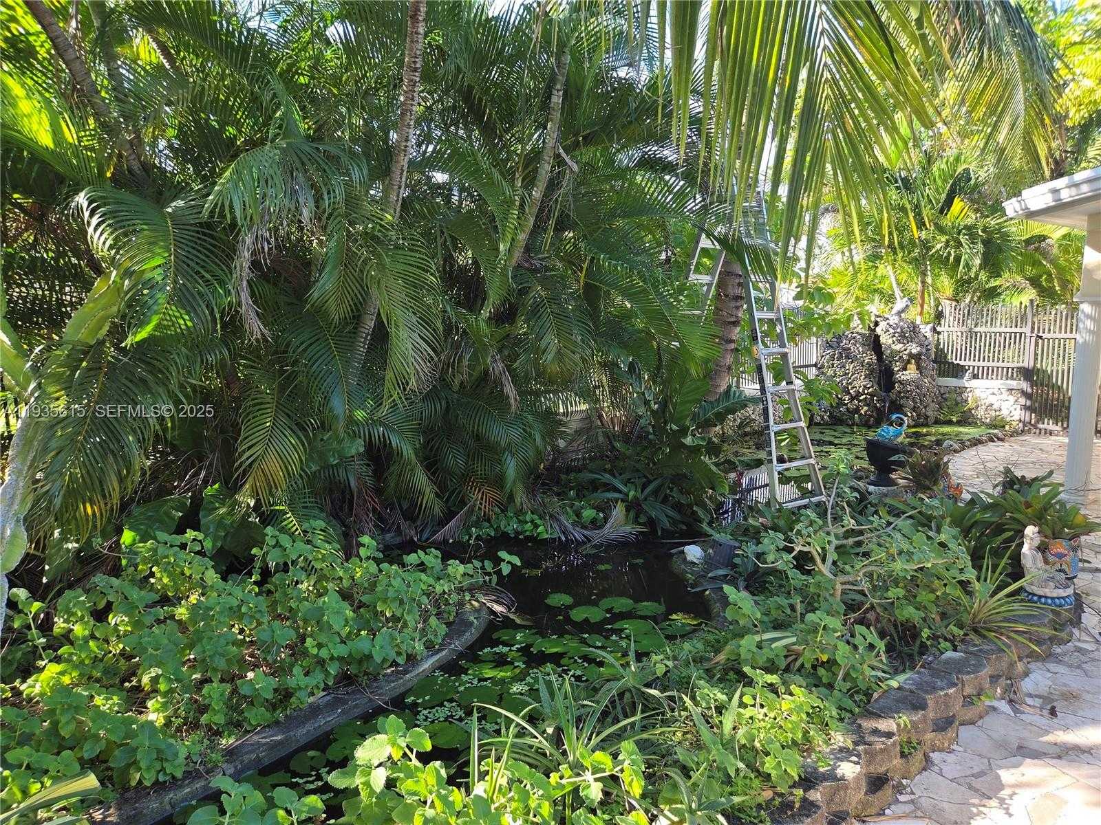 Small Image of 301 SOUTH WEST 5TH ST, Hallandale Beach Number 9