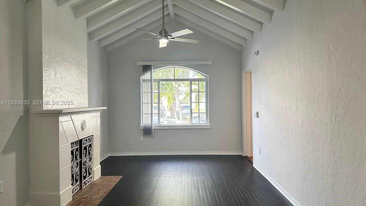 Small Image of 1824 SOUTH WEST 24TH ST, Miami Number 13