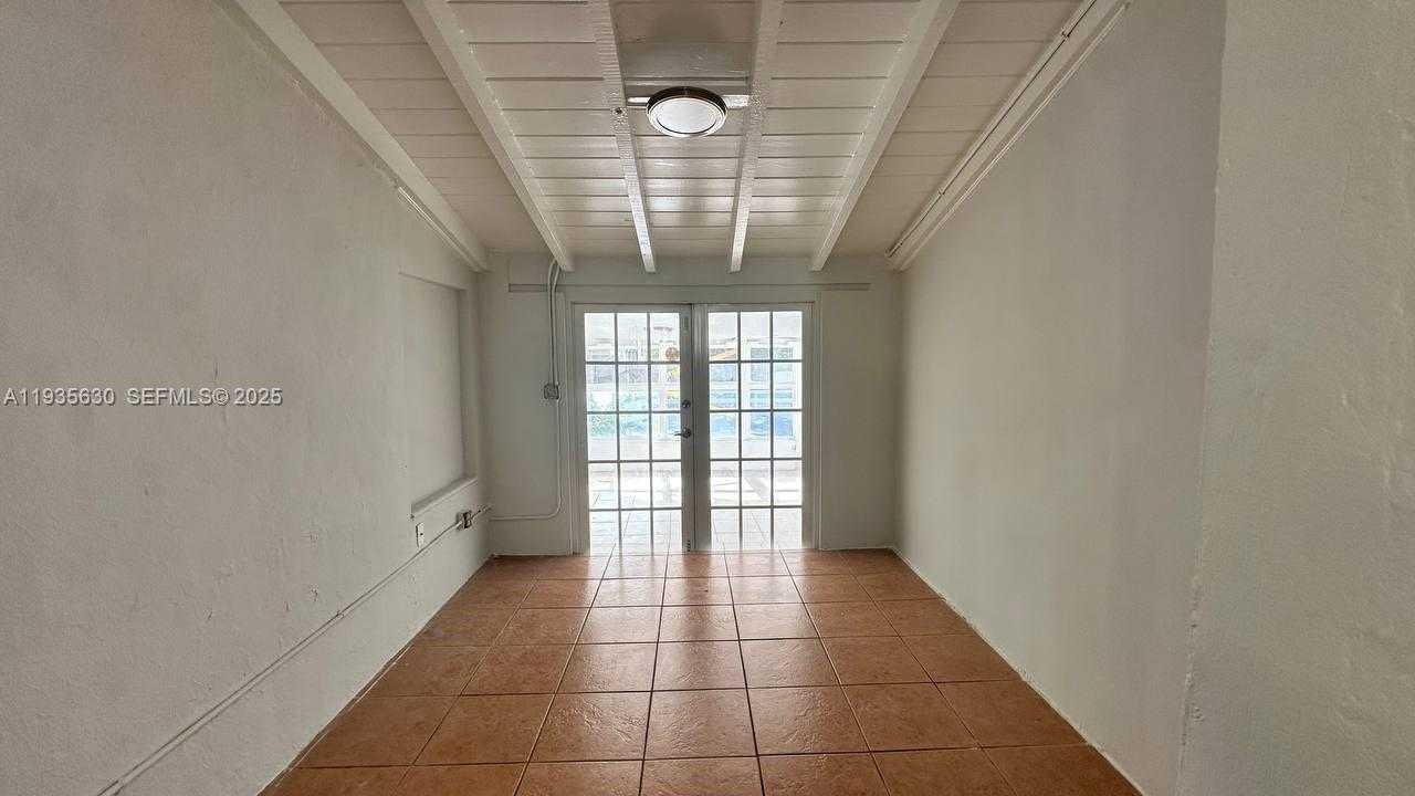 Small Image of 1824 SOUTH WEST 24TH ST, Miami Number 19