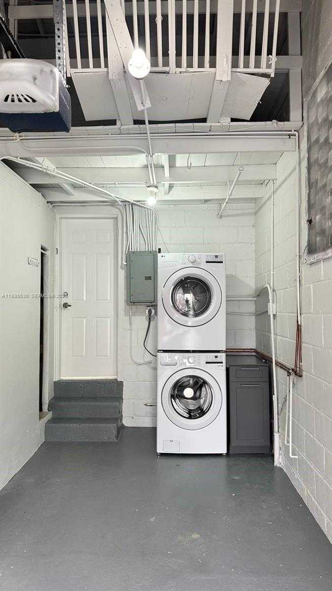 Small Image of 1824 SOUTH WEST 24TH ST, Miami Number 33