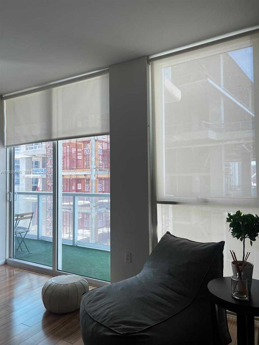 Small Image of 244 BISCAYNE BLVD #1904, Miami Number 27