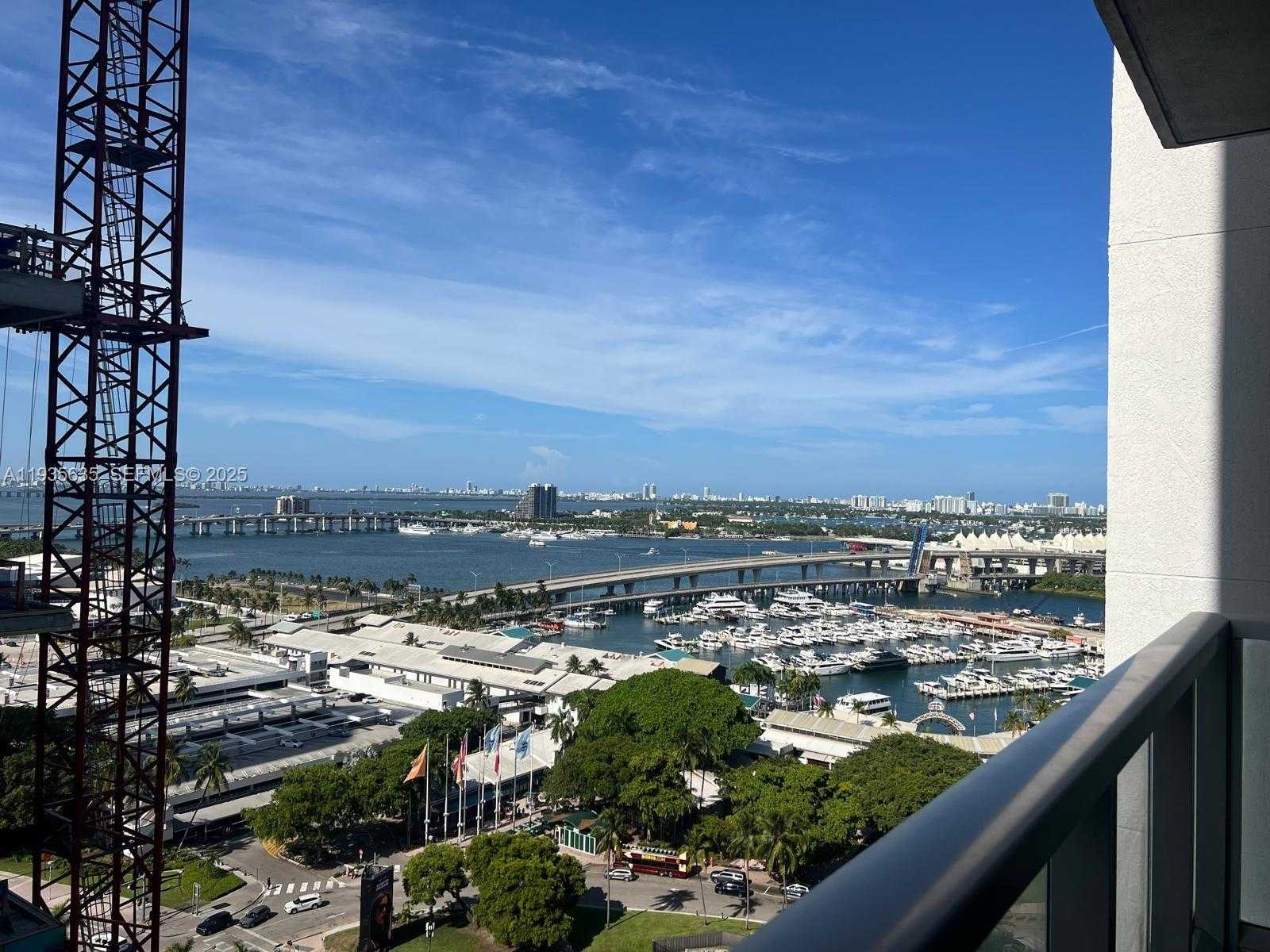 Small Image of 244 BISCAYNE BLVD #1904, Miami Number 48