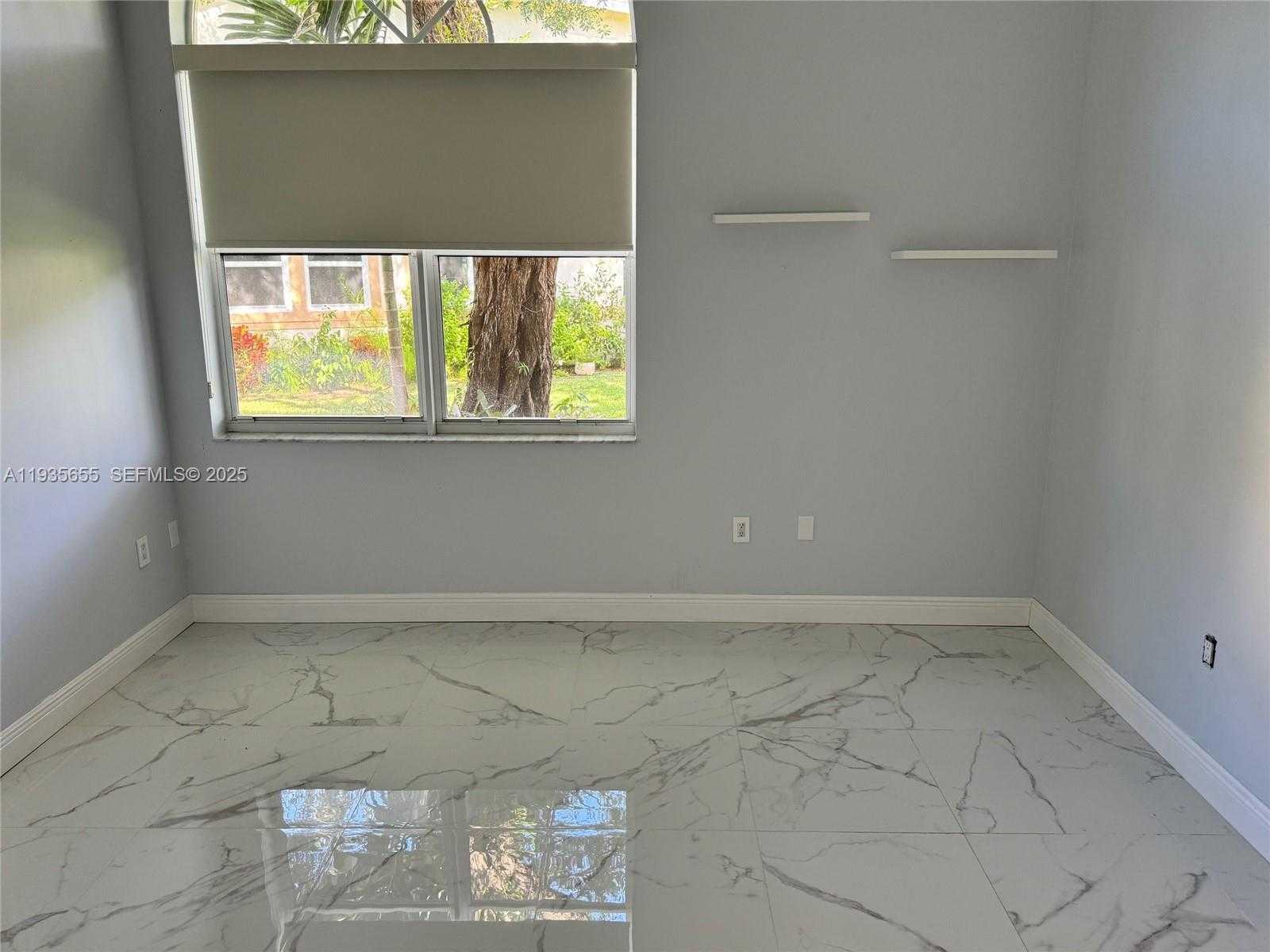 Small Image of 652 WEST PALM AIRE DR #652, Pompano Beach Number 15