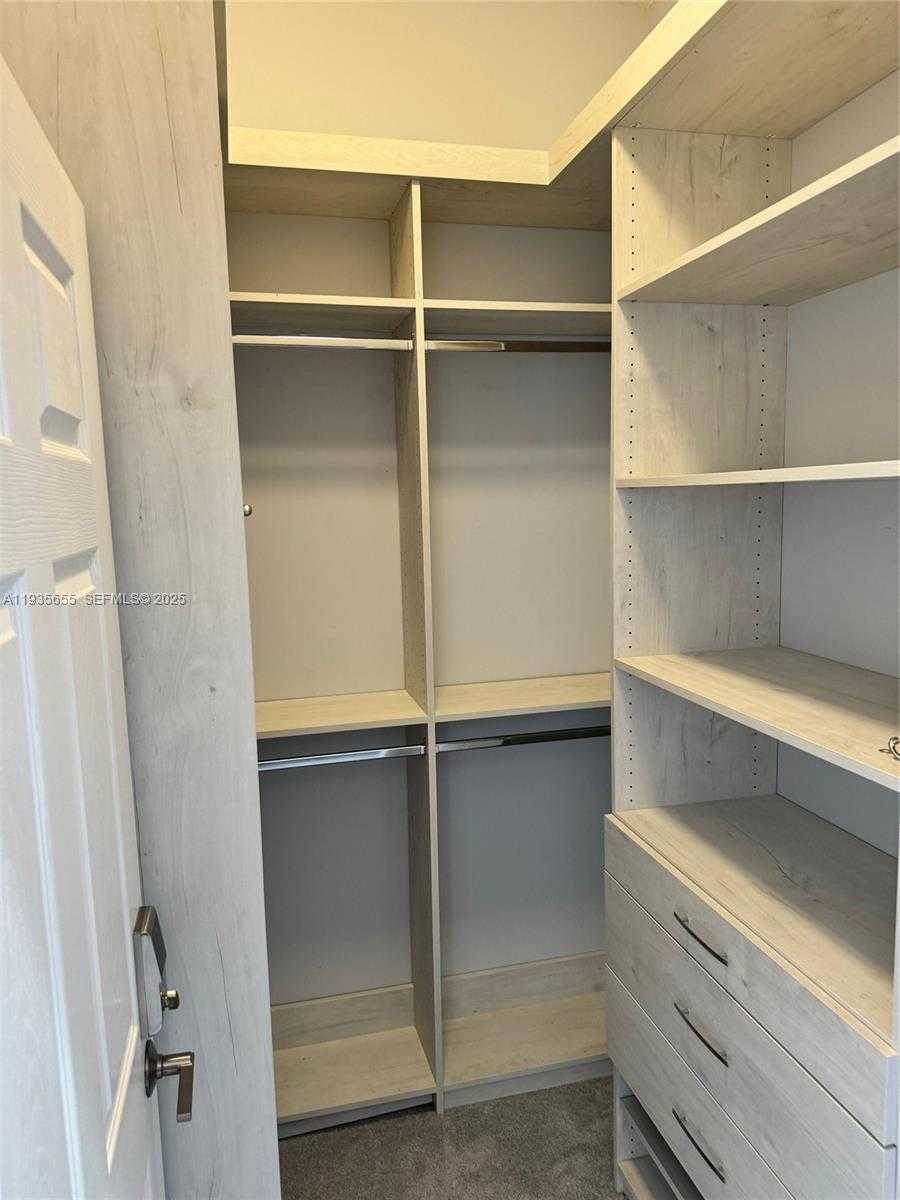 Small Image of 652 WEST PALM AIRE DR #652, Pompano Beach Number 22