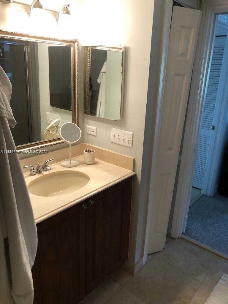 Small Image of 101 SIDONIA AVE #301, Coral Gables Number 12