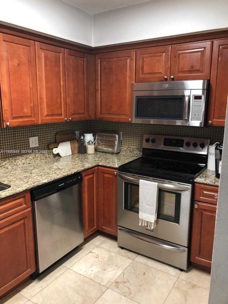 Small Image of 101 SIDONIA AVE #301, Coral Gables Number 2