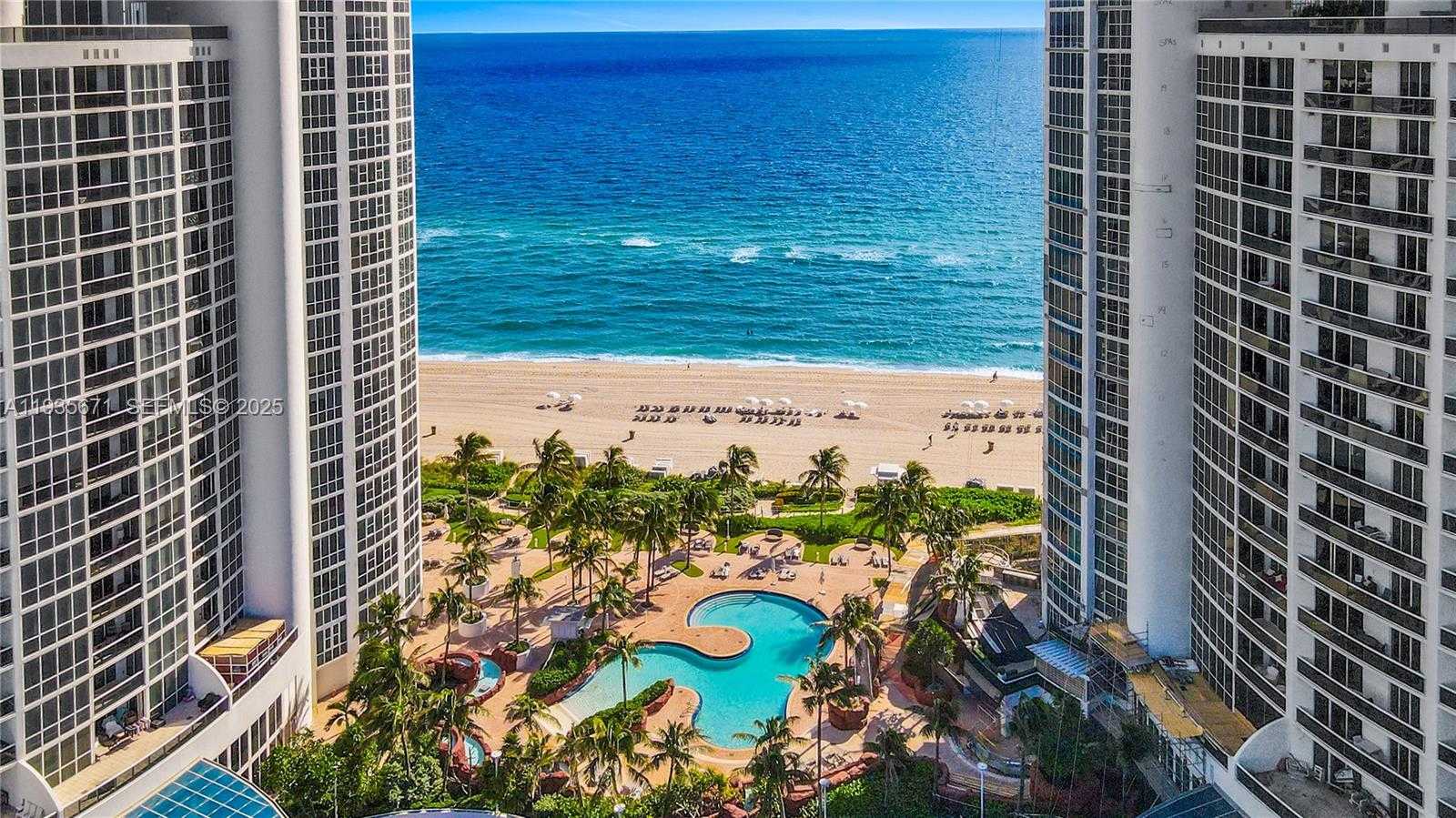 Small Image of 18201 COLLINS AVE #5001, Sunny Isles Beach Number 4