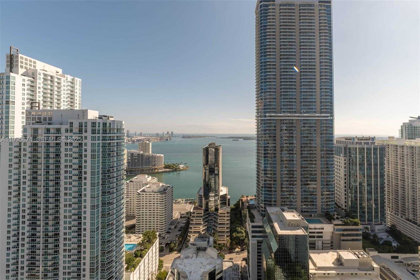 Small Image of Miami Number 30