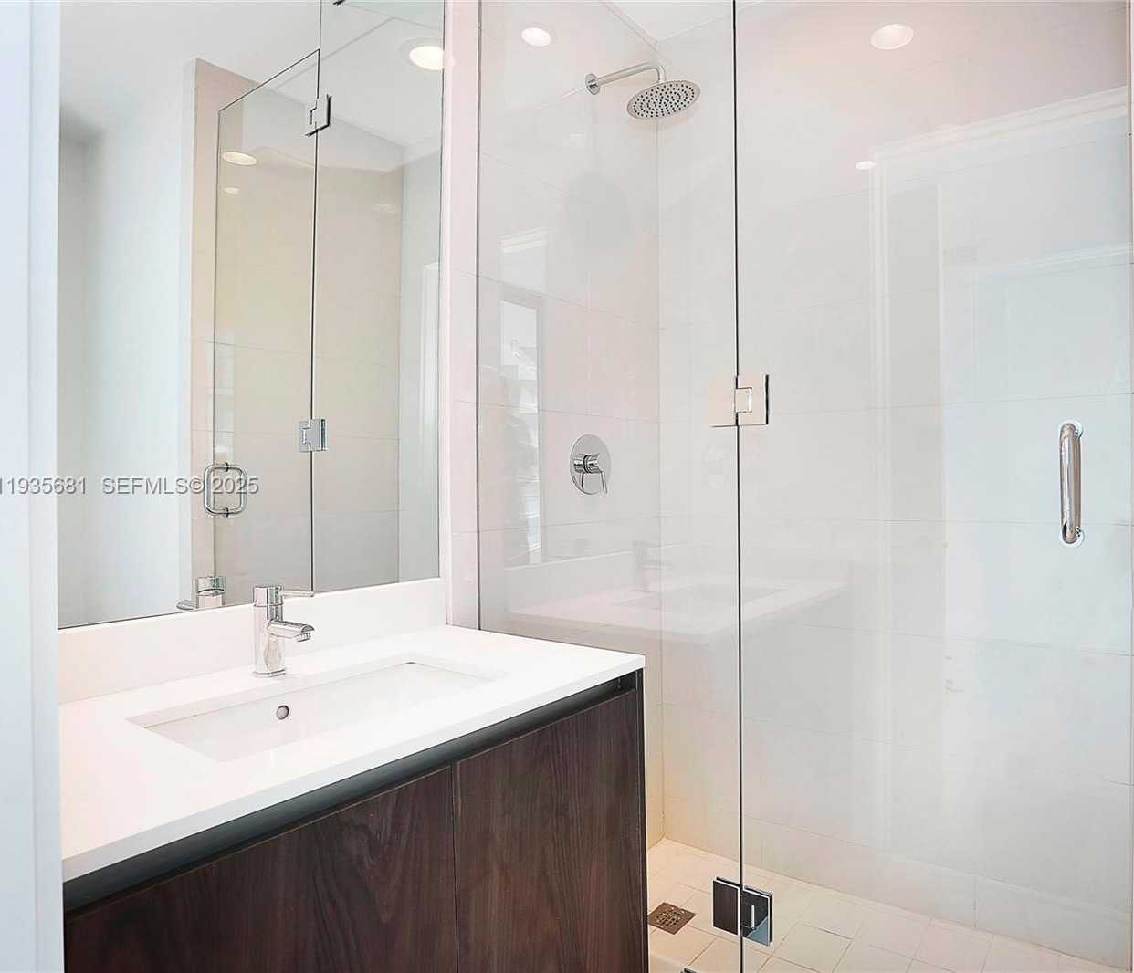 Small Image of 480 NORTH EAST 31ST ST #2107, Miami Number 12