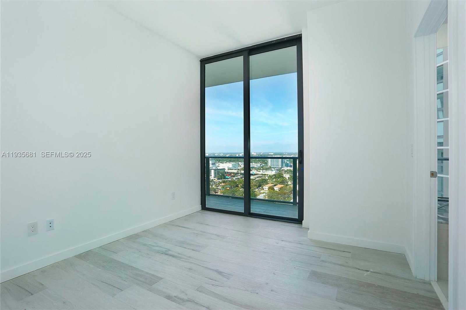 Small Image of 480 NORTH EAST 31ST ST #2107, Miami Number 13
