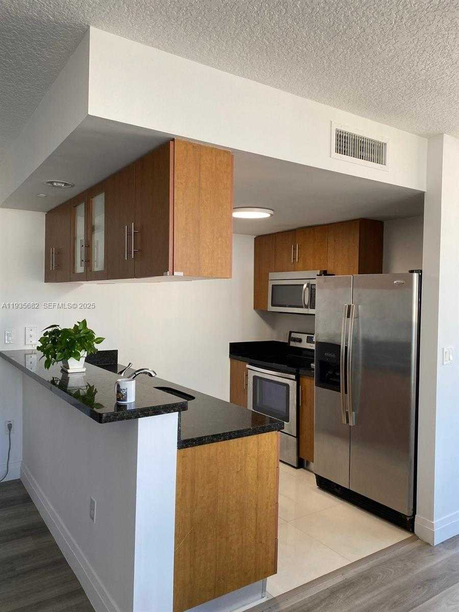 Small Image of 601 NORTH EAST 23RD ST #706, Miami Number 2