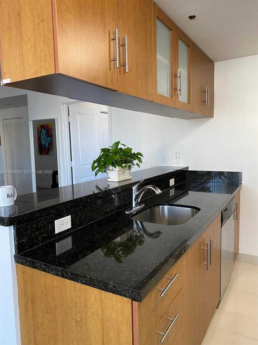 Small Image of 601 NORTH EAST 23RD ST #706, Miami Number 7