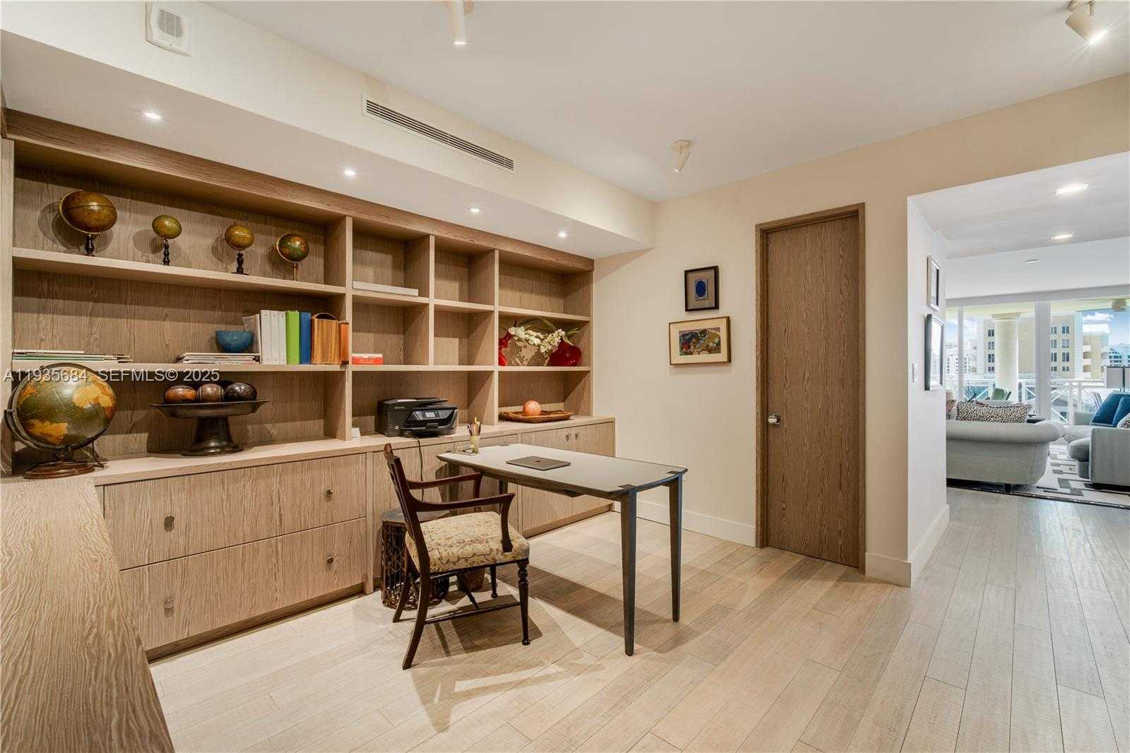 Small Image of 430 GRAND BAY DR #1204, Key Biscayne Number 19