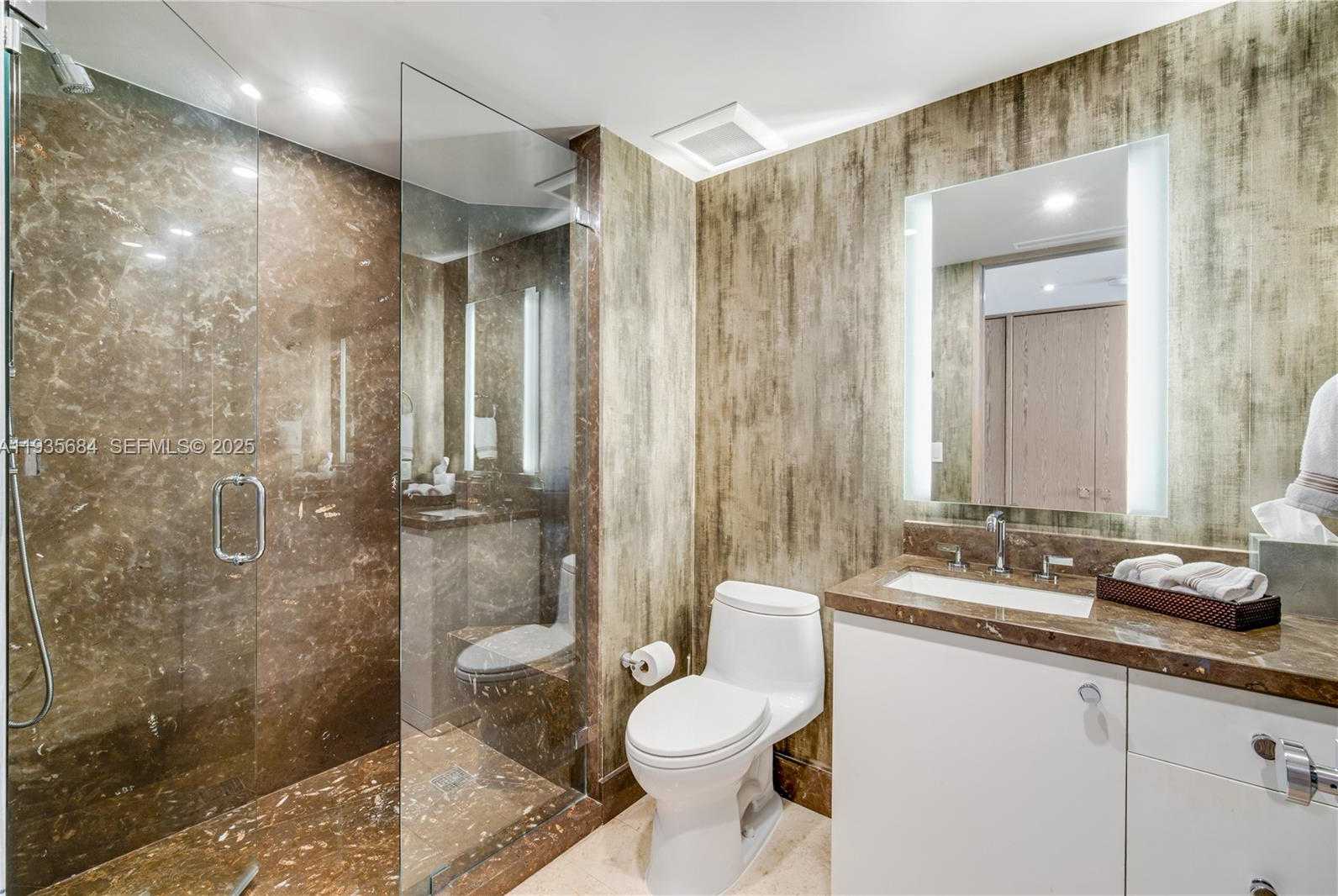 Small Image of 430 GRAND BAY DR #1204, Key Biscayne Number 26