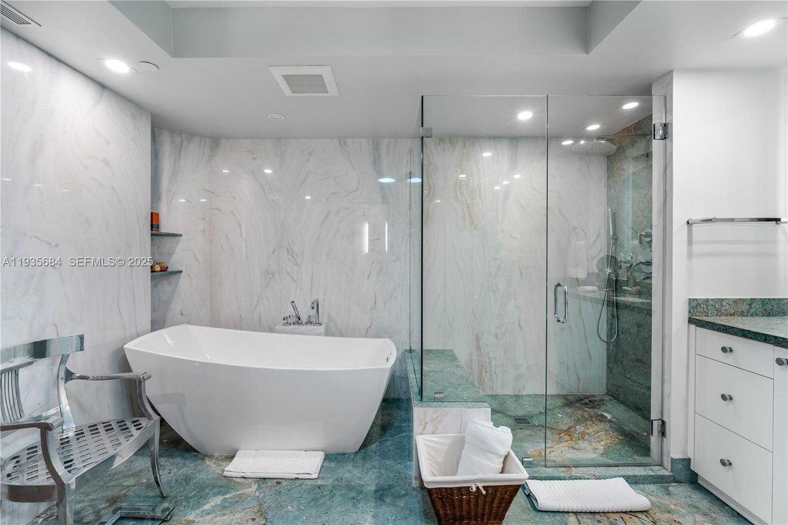 Small Image of 430 GRAND BAY DR #1204, Key Biscayne Number 30