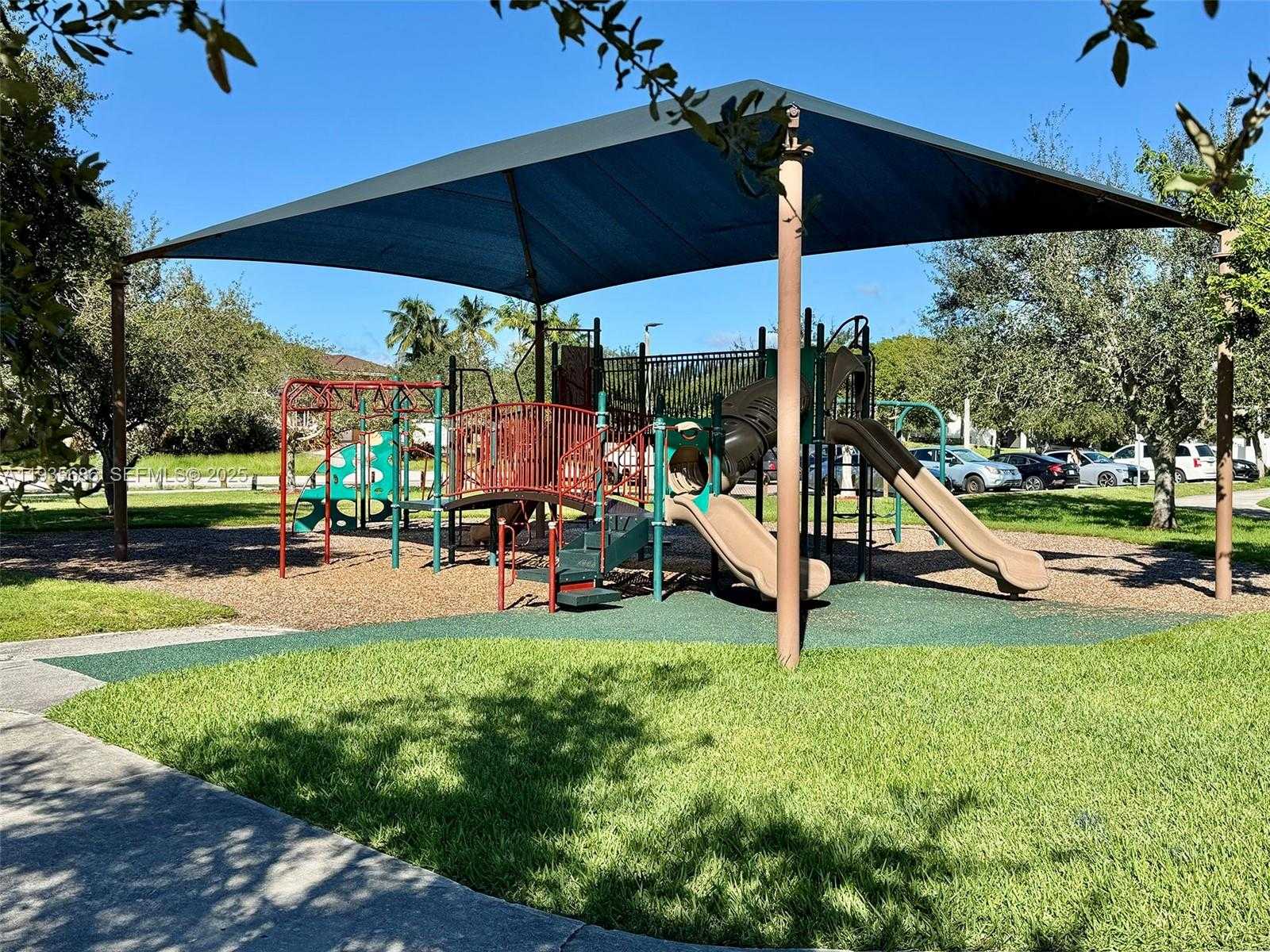 Small Image of 20565 SOUTH WEST 80TH PL, Cutler Bay Number 19