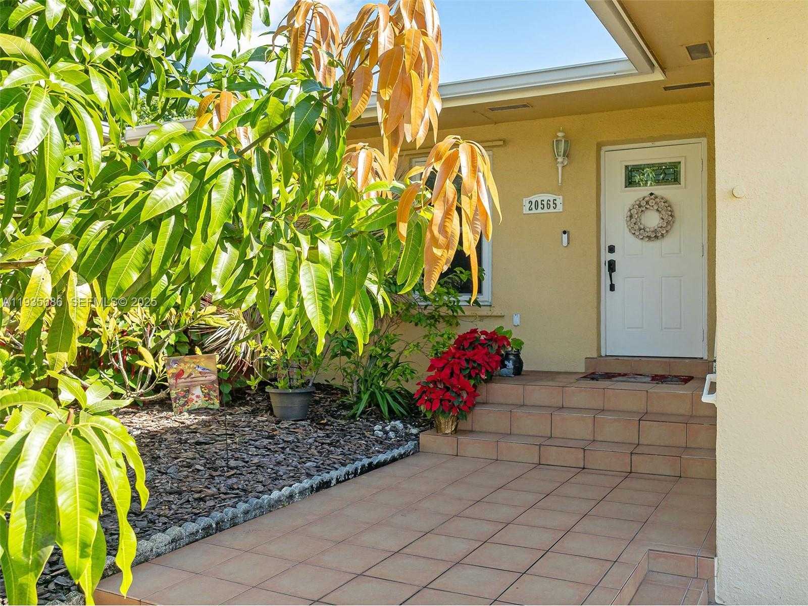 Small Image of 20565 SOUTH WEST 80TH PL, Cutler Bay Number 25